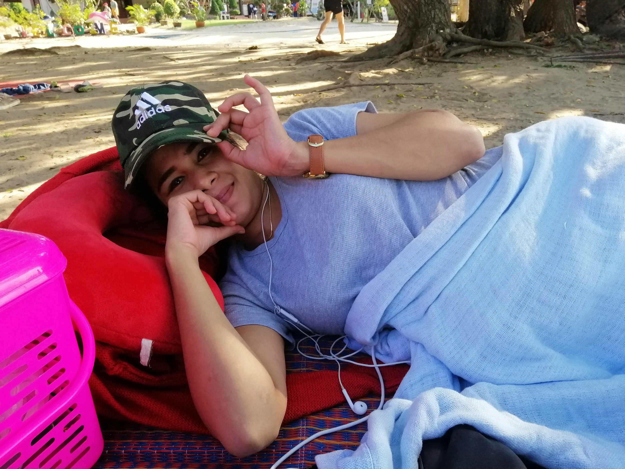 2019 Satthahip with Pregnant Gift (27).jpg