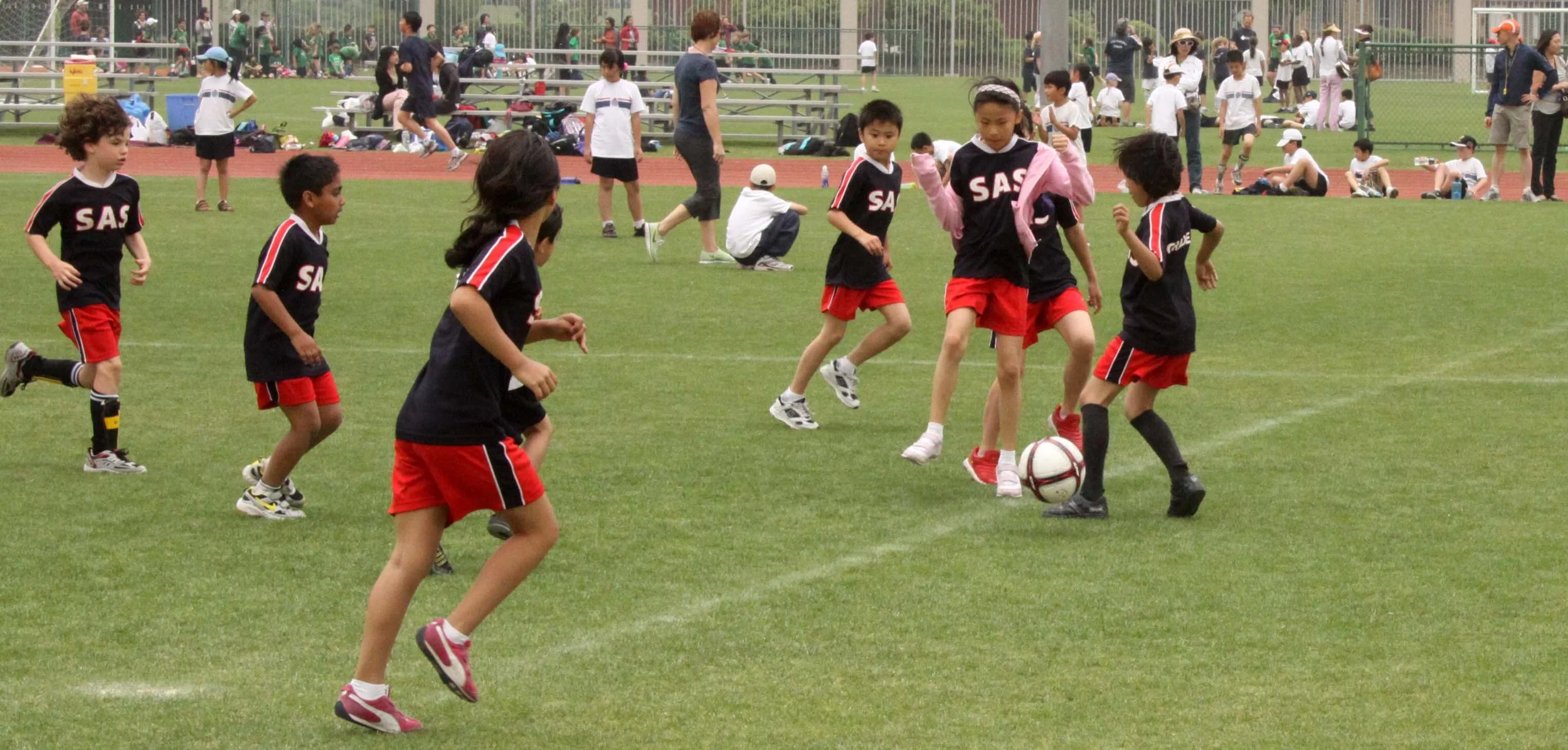 SAS THIRD GRADE SOCCER DAY (31).JPG