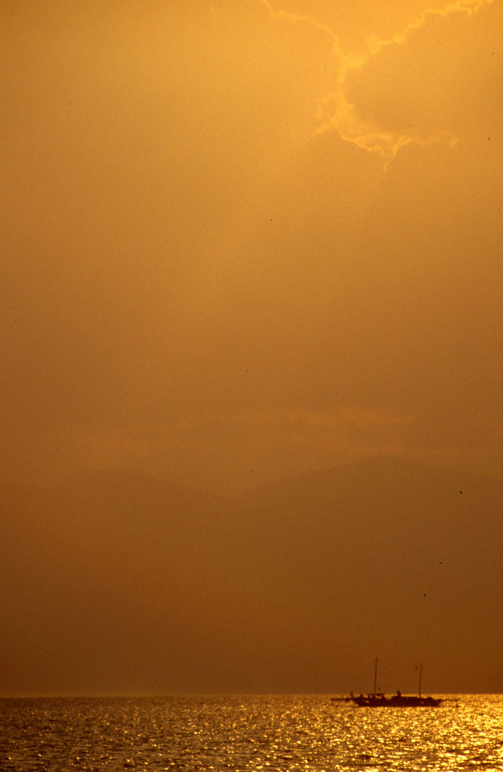 KOMODO - SUNSET E.jpg
