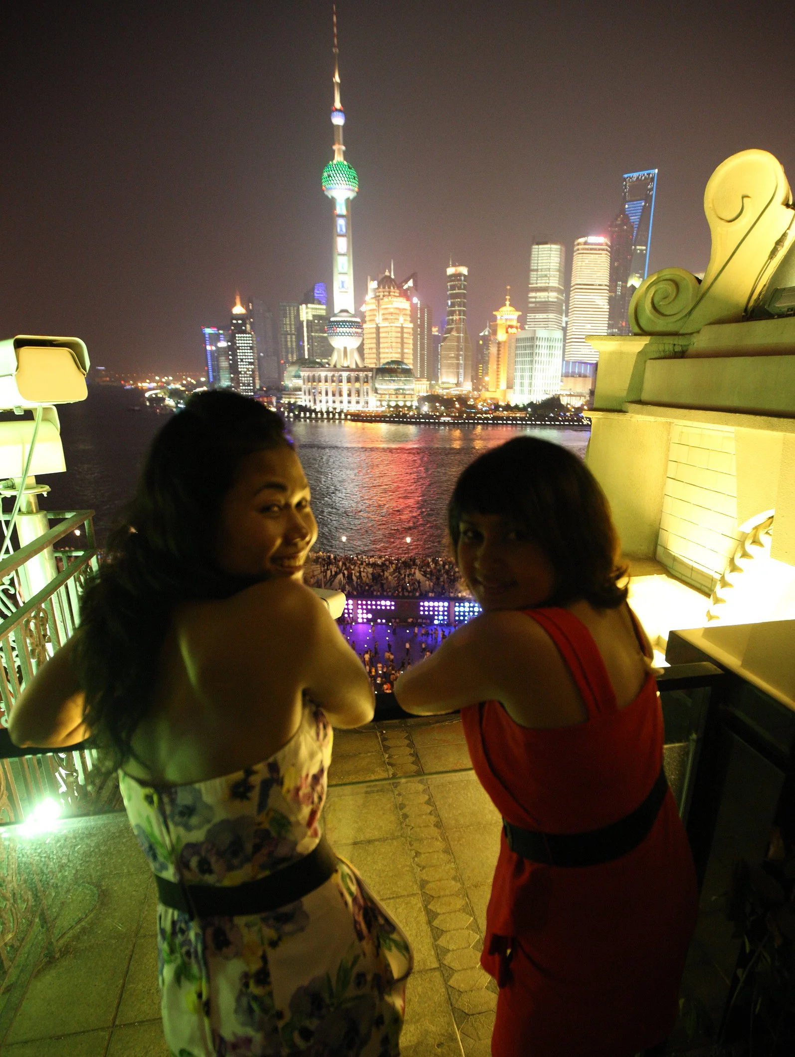 2011-4-29 NIGHT AT SHOOK AT 19 BUND SHANGHAI (174).JPG