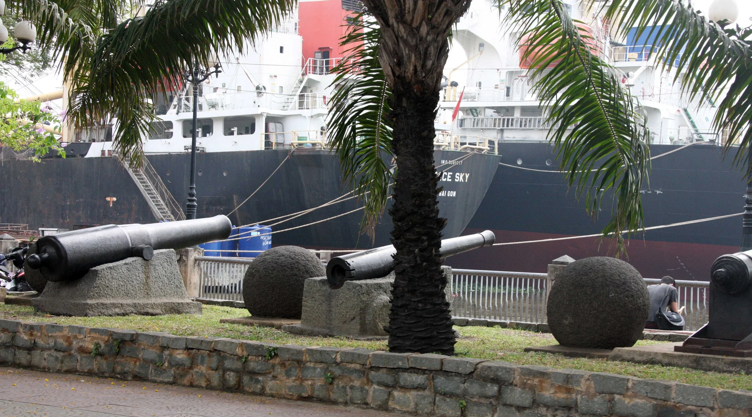 SAIGON - OUTSKIRTS - BIEN HOA (1).JPG