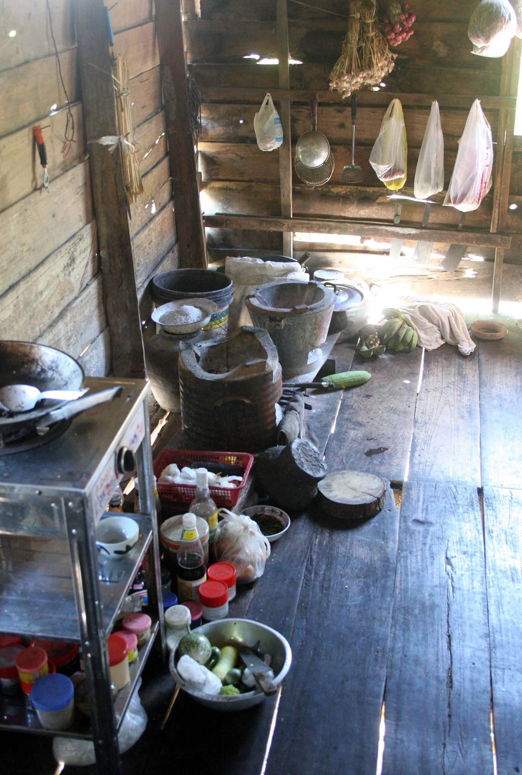 2008 Sawankholok Kilns Road trip to North (11).JPG