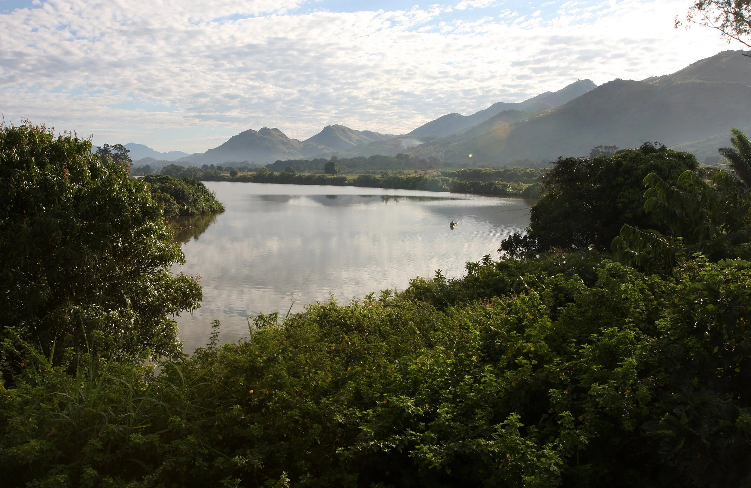 FORT DAUPHIN - VIEWS OF REGION ON THE WAY TO BERENTY RESERVE MADAGASCAR (3).JPG