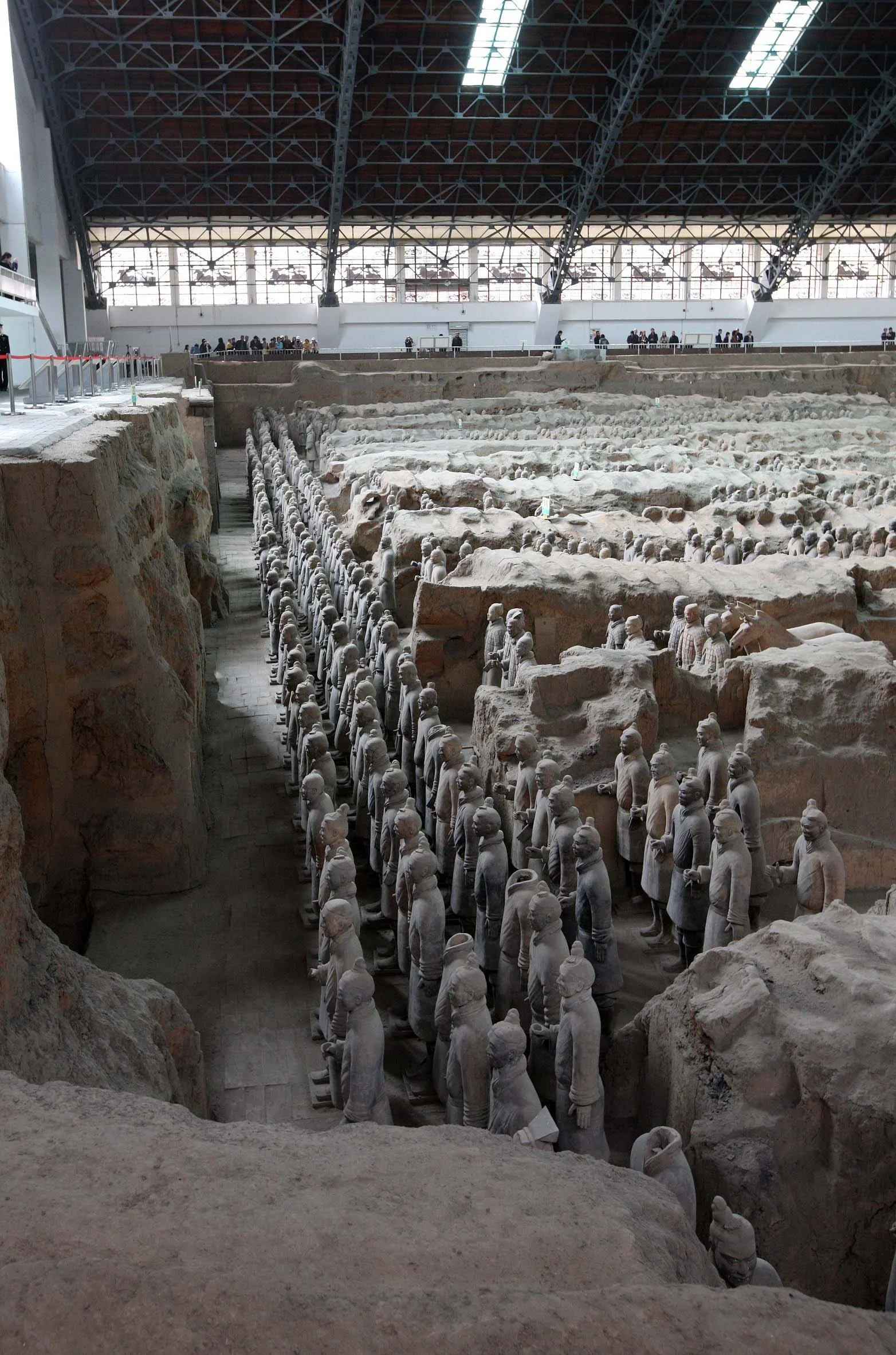 XIAN - TERRA COTTA WARRIORS - MARCH 2011 (15).JPG