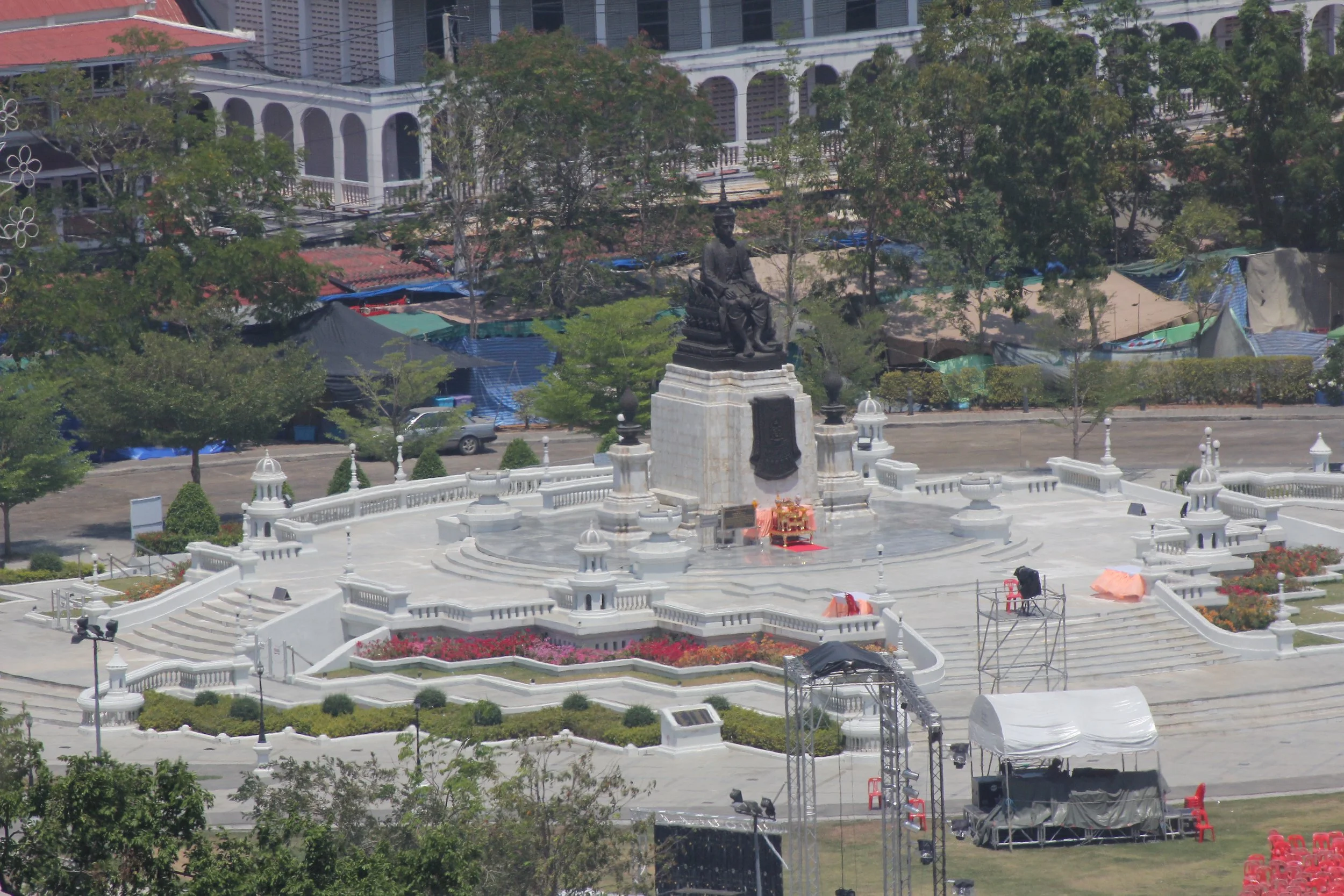 2020 Petchaburi Temple Trip with Cokie (158).JPG