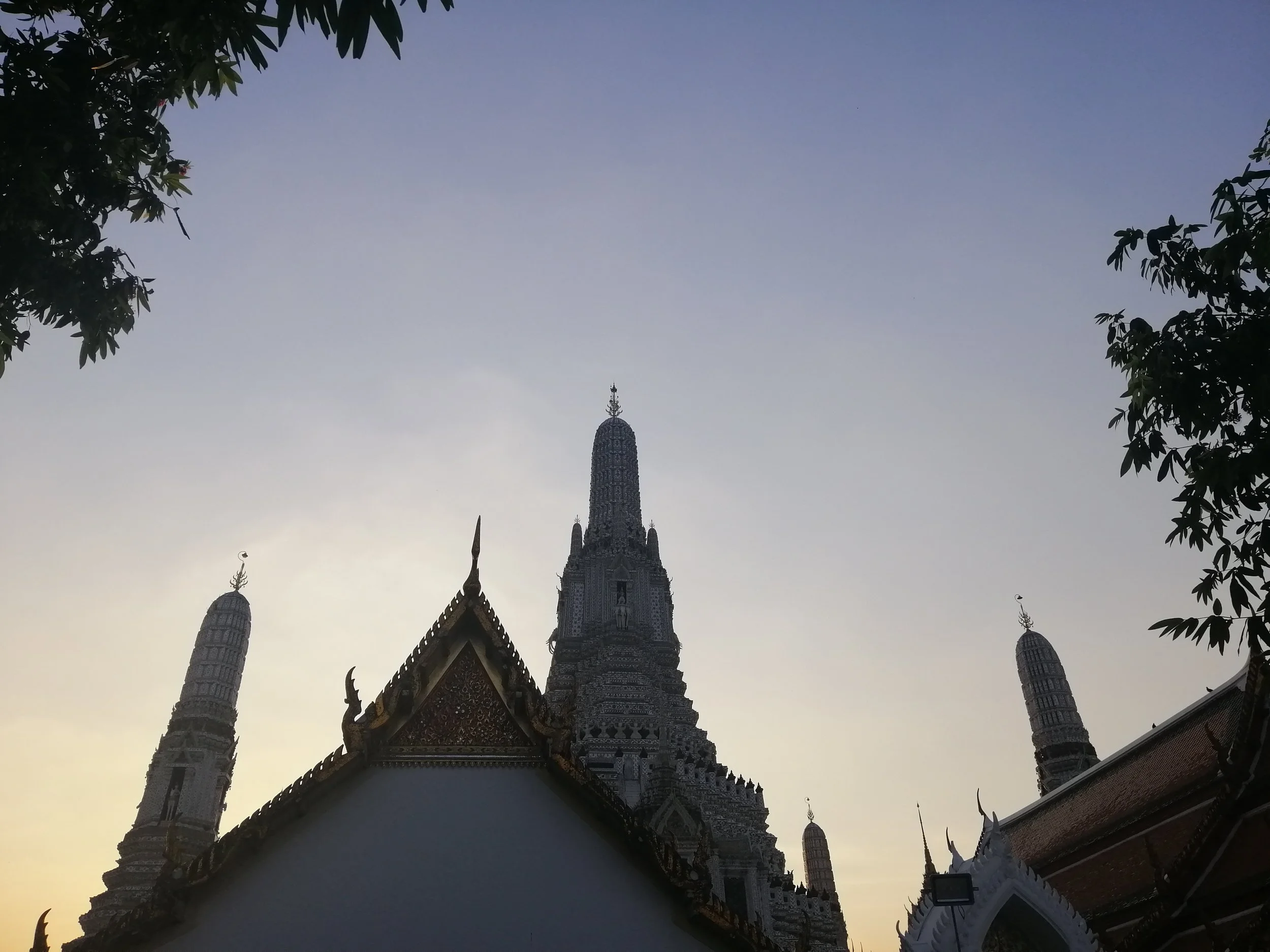 2018 Pics with Gift in Thailand (250).jpg