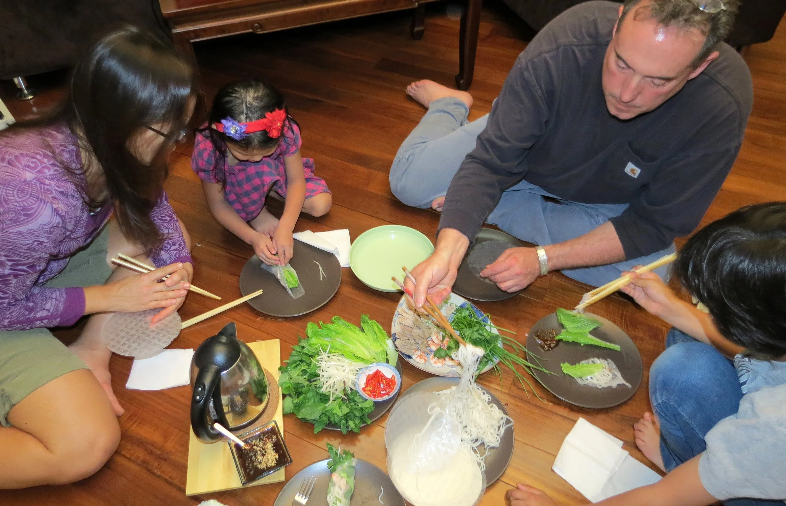 SHANGHAI - GOI CUON WITH RIVER AND RACHEL! (11).JPG