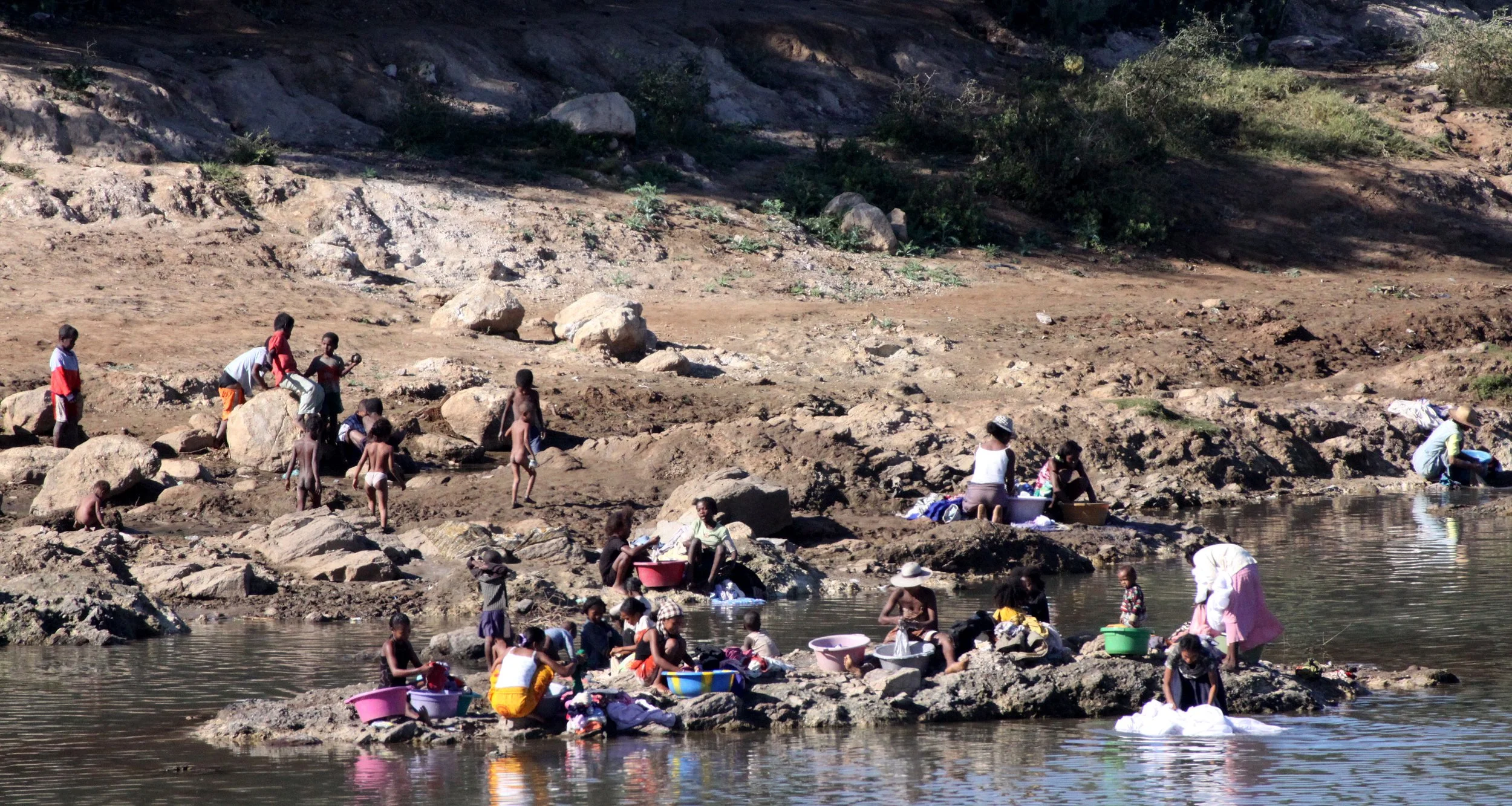 ANTANDROY VILLAGE - BERENTY RESERVE MADAGASCAR (6).JPG