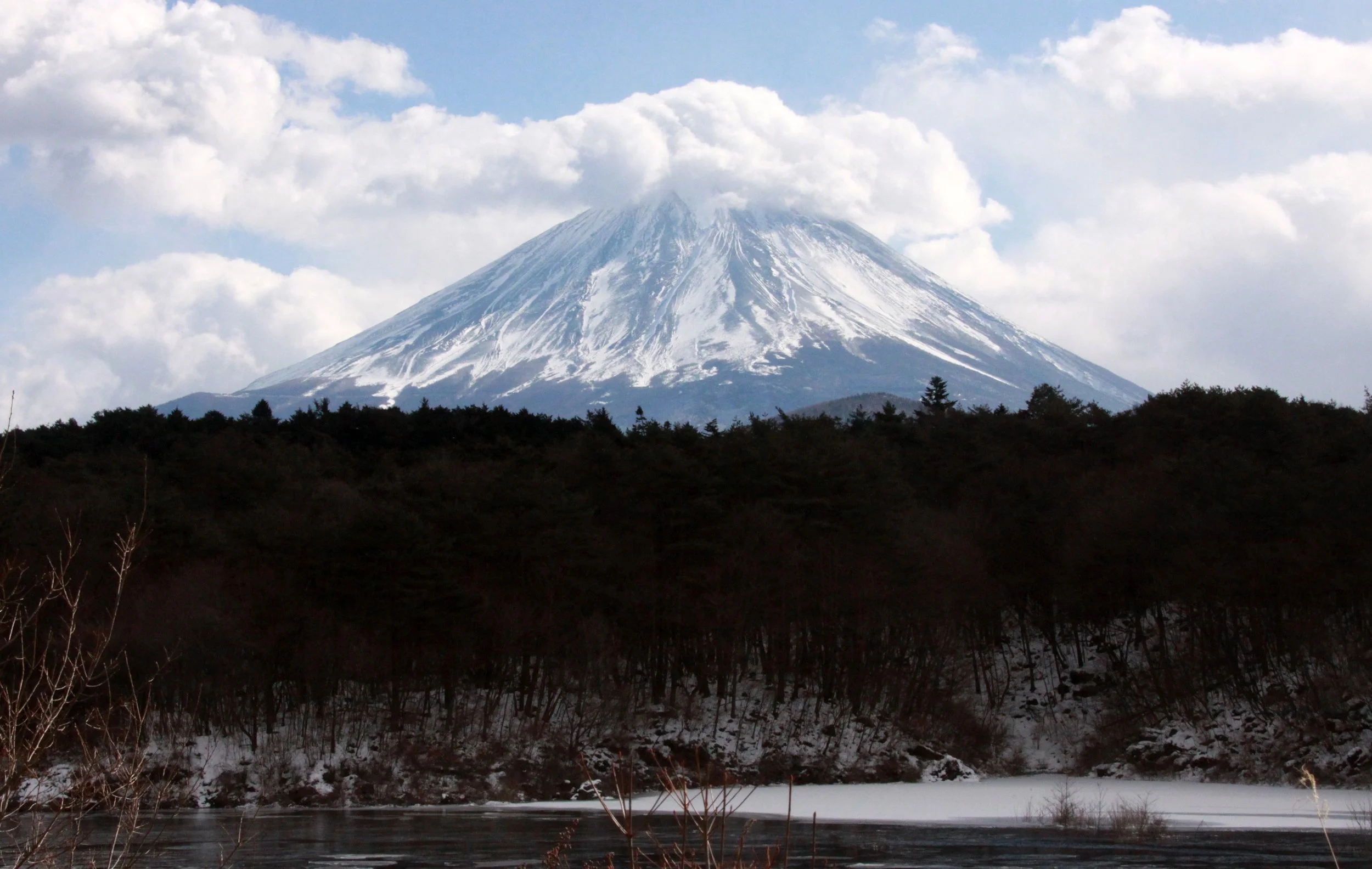 MOUNT FUJI - AS SEEN FROM LAKE SHOJI JAPAN (41).JPG