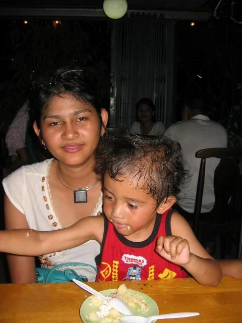 2005 Nakhonsithammarat with Family (30).jpg