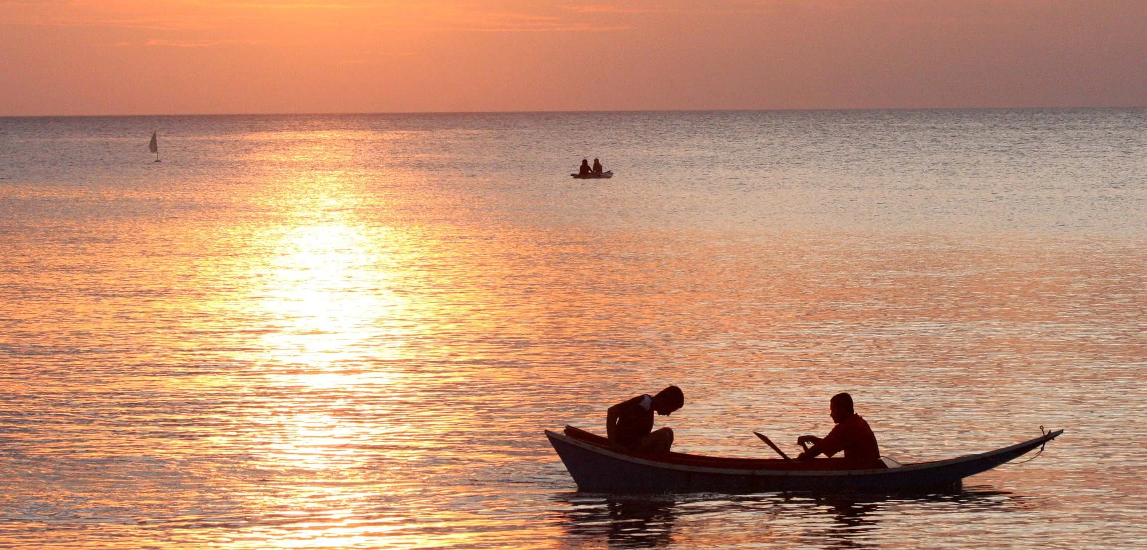 KO LANTA - PARTY AT OTTO'S - 2009 (34).JPG