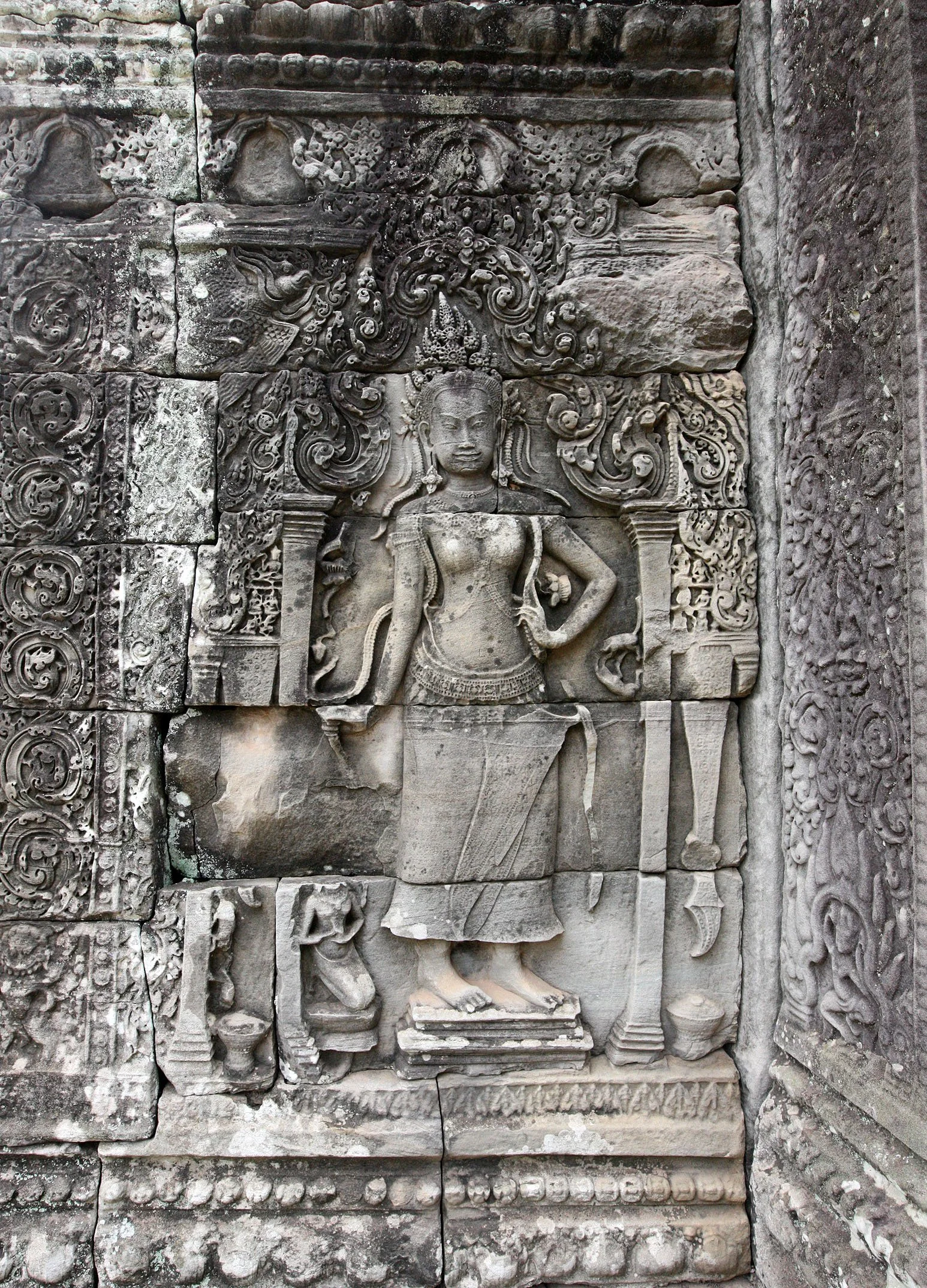 BAYON - JULY 2010 (19).JPG