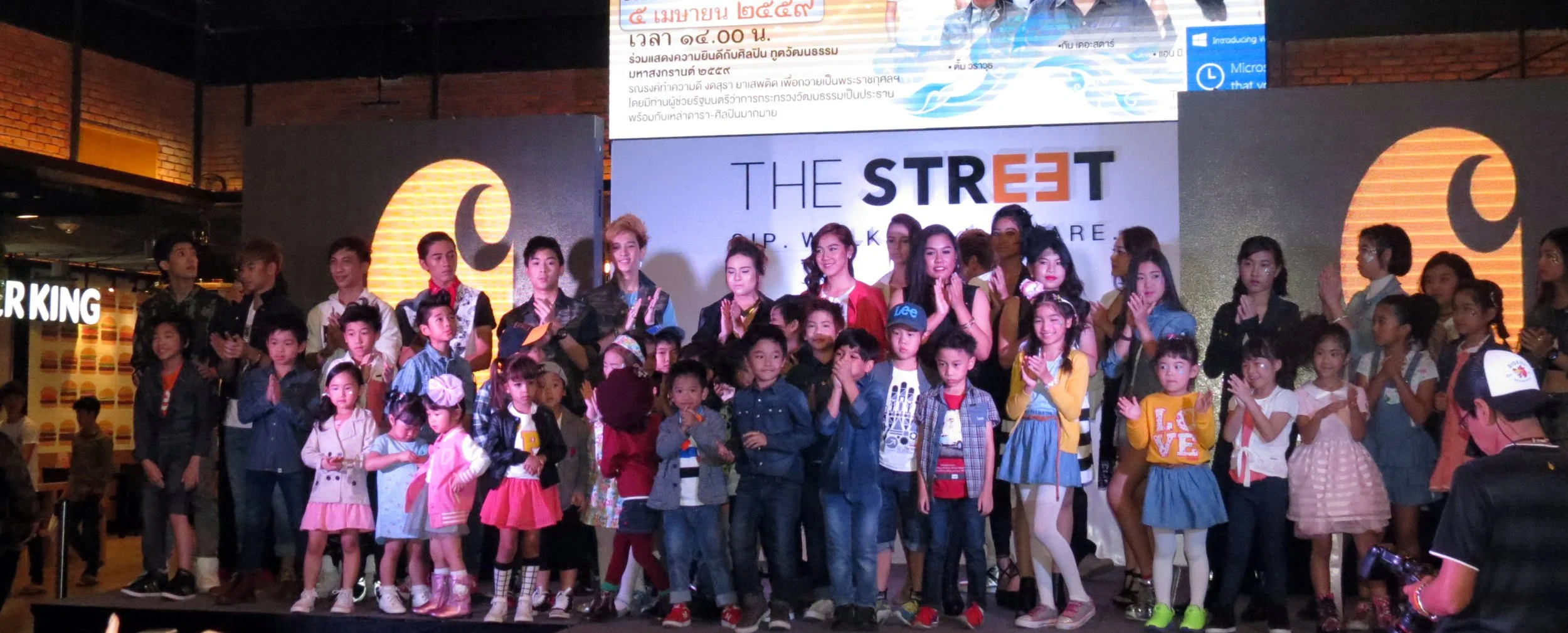 2016 Monkey Town Modeling Cokie in Bangkok (8).JPG