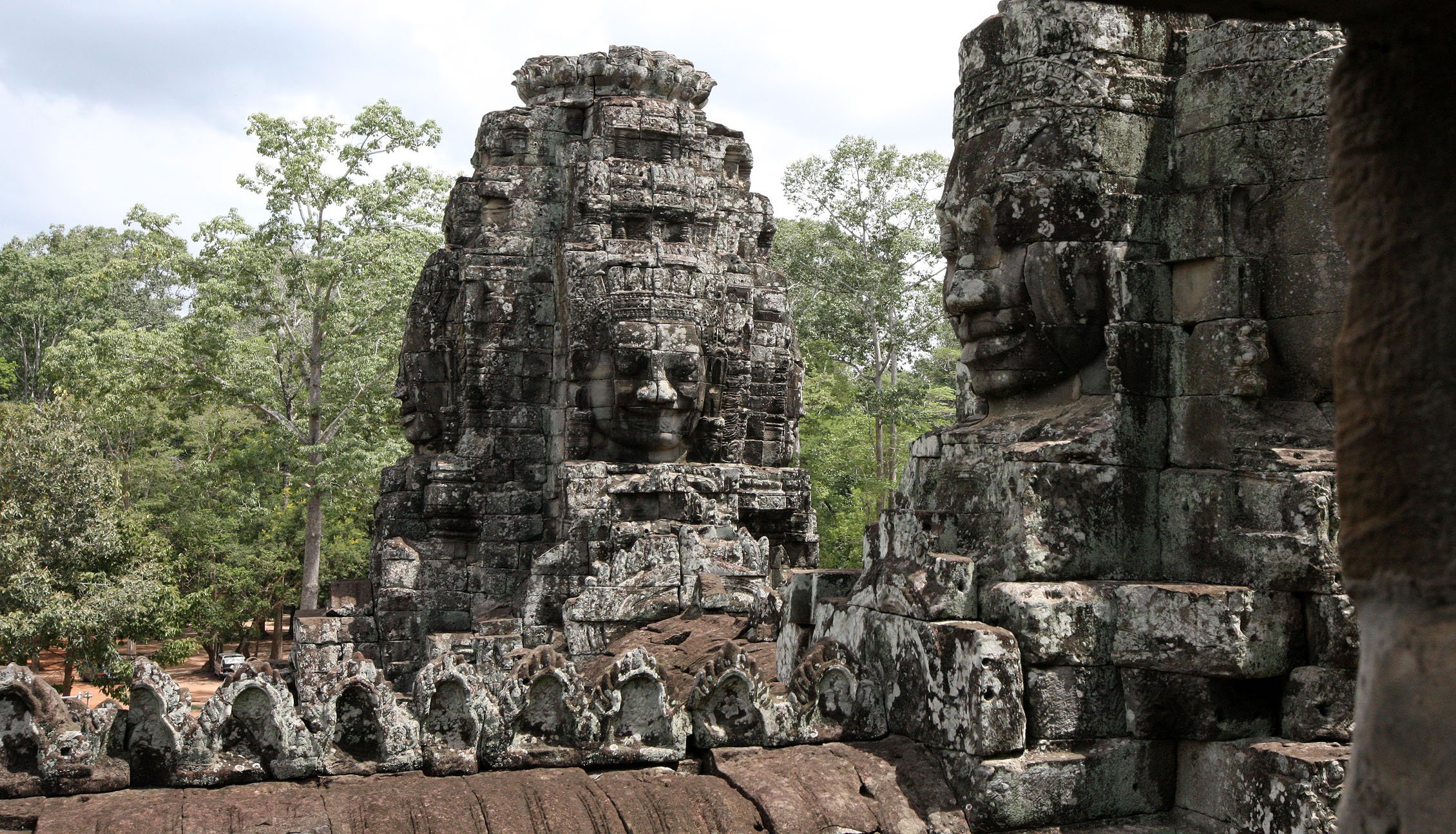 BAYON - JULY 2010 (28).JPG