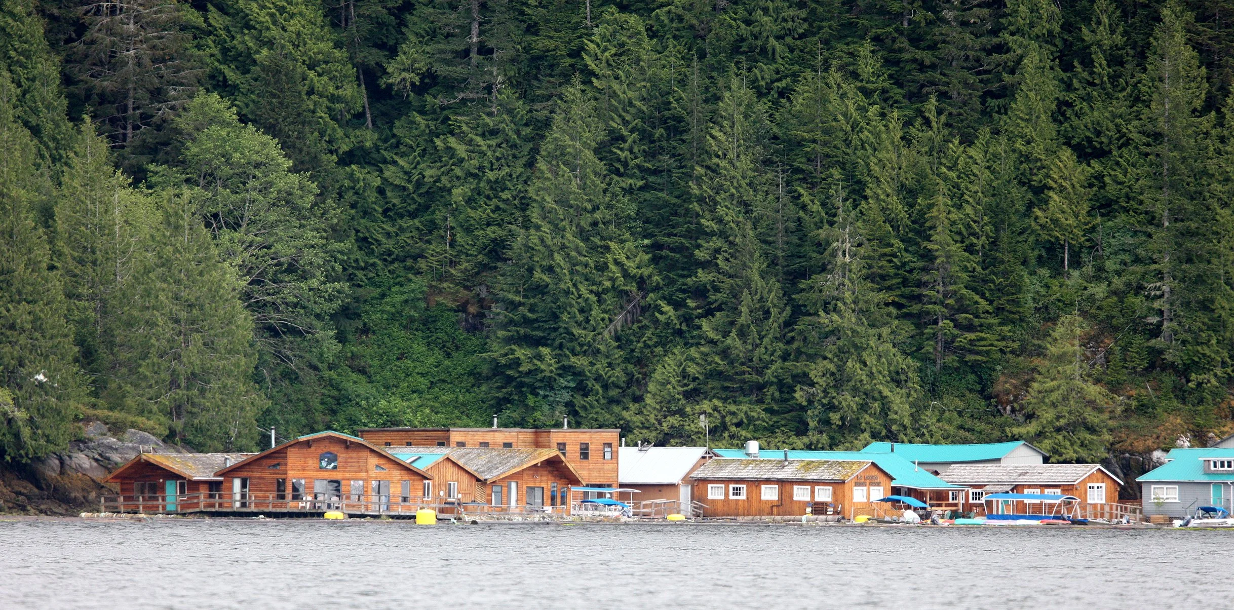 KNIGHT'S INLET LODGE - KNIGHT'S INLET BRITISH COLUMBIA.JPG