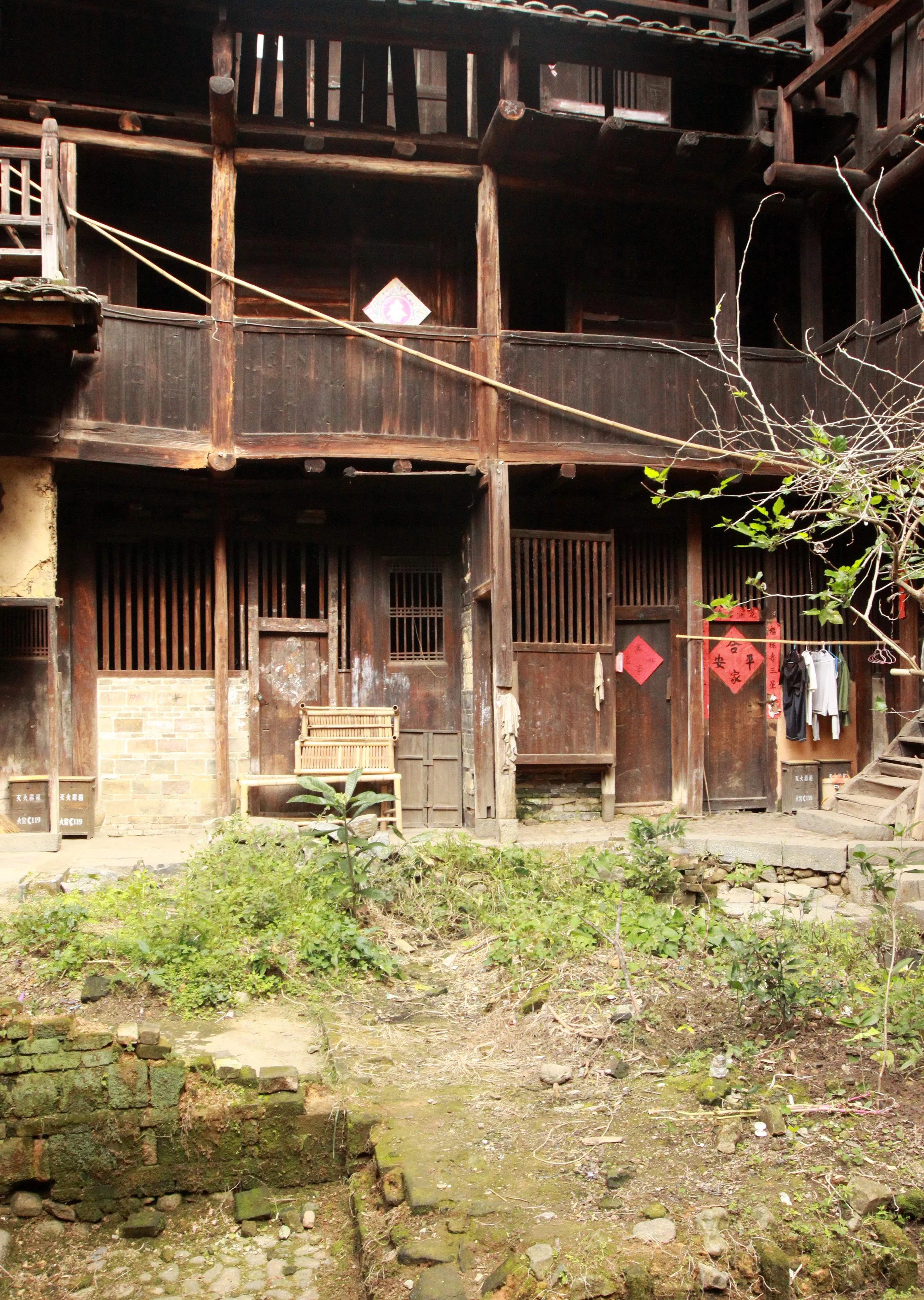 CHENGQILOU HAKKA VILLAGE - FUJIAN CHINA (94).JPG
