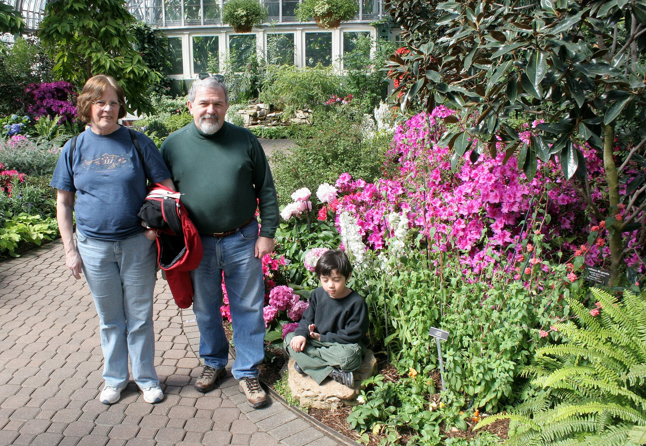 2008-4-3 CHICAGO SPRING TRIP - GARFIELD PARK CONSERVATORY (2).JPG