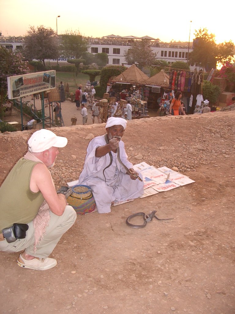 KON OMBO TEMPLE (4).JPG