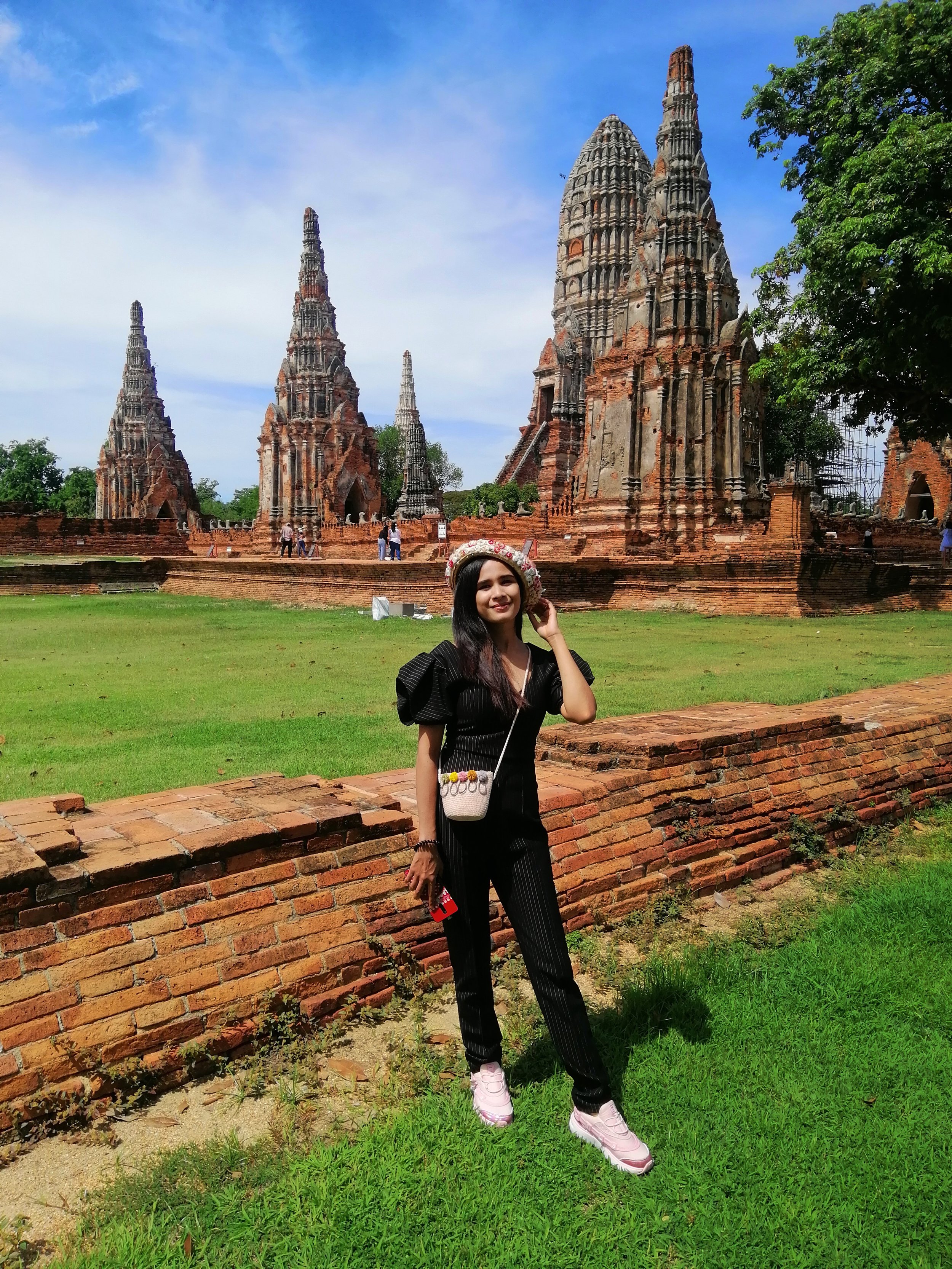 2020 Ayutthaya with Liana & Gift and Mom (10).jpg