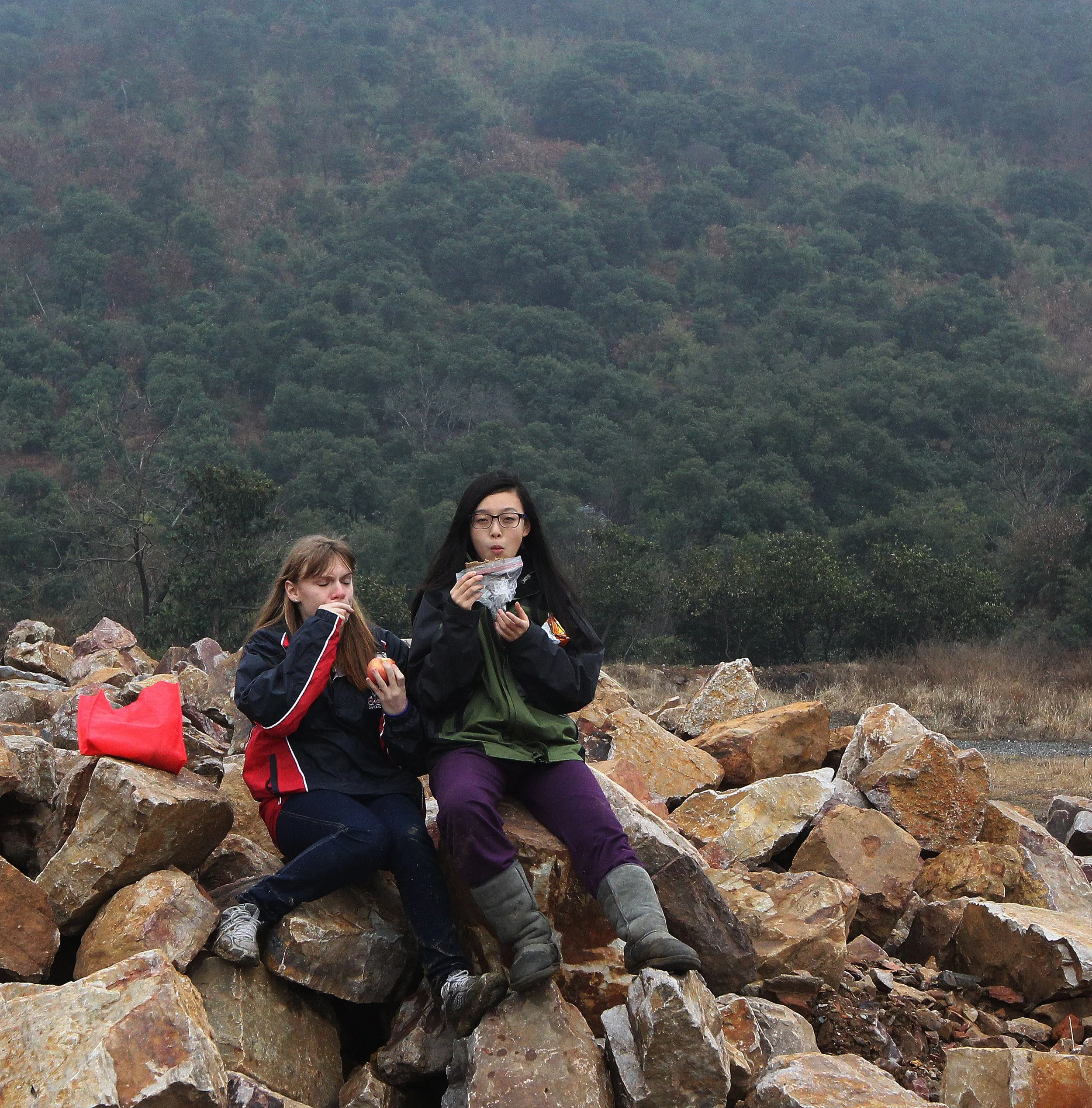 LAKE TAI JIANGSU PROVINCE - IB & APES FIELD TRIP TO LAKE TAI (24).JPG