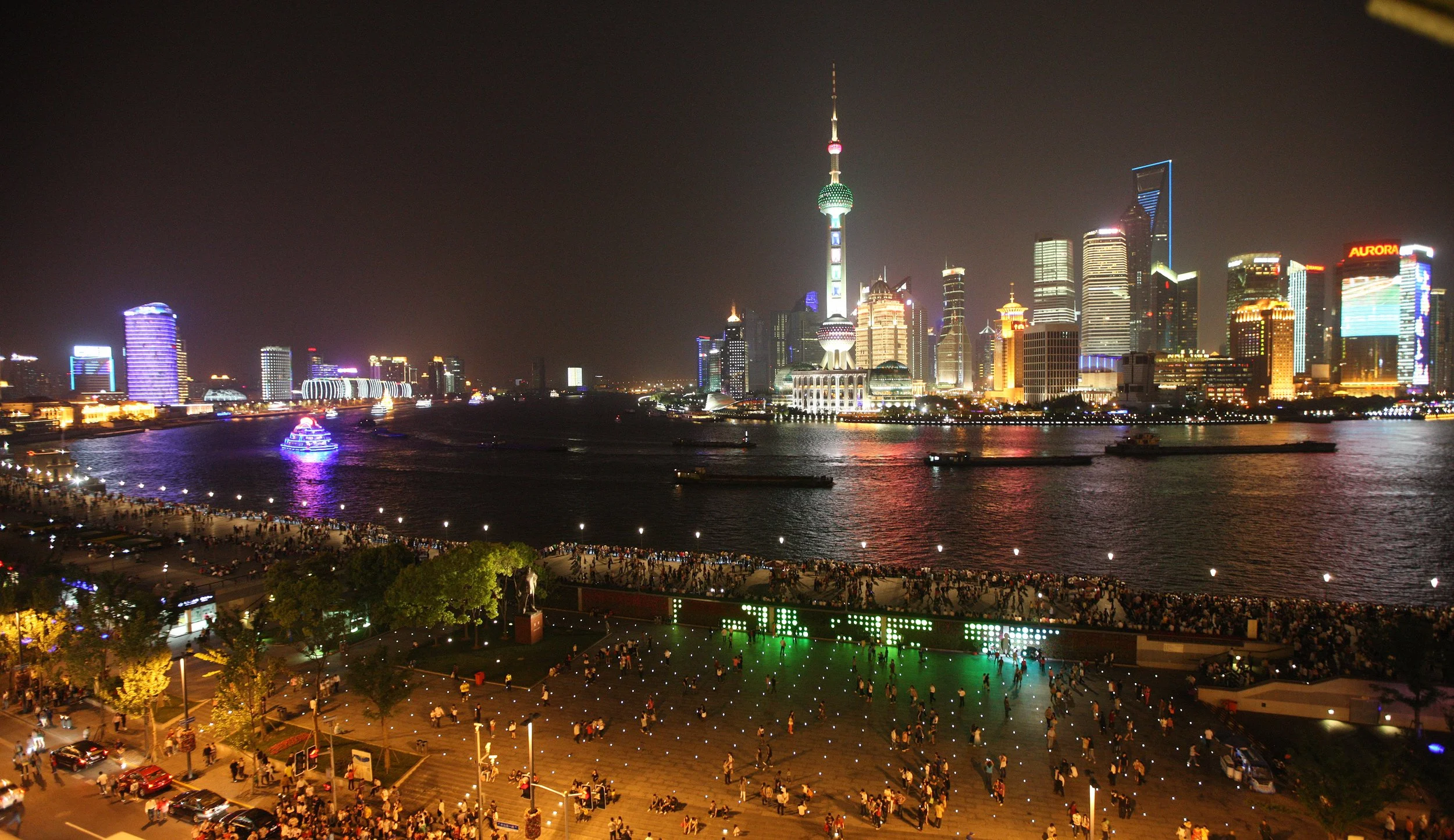 2011-4-29 NIGHT AT SHOOK AT 19 BUND SHANGHAI (231).JPG