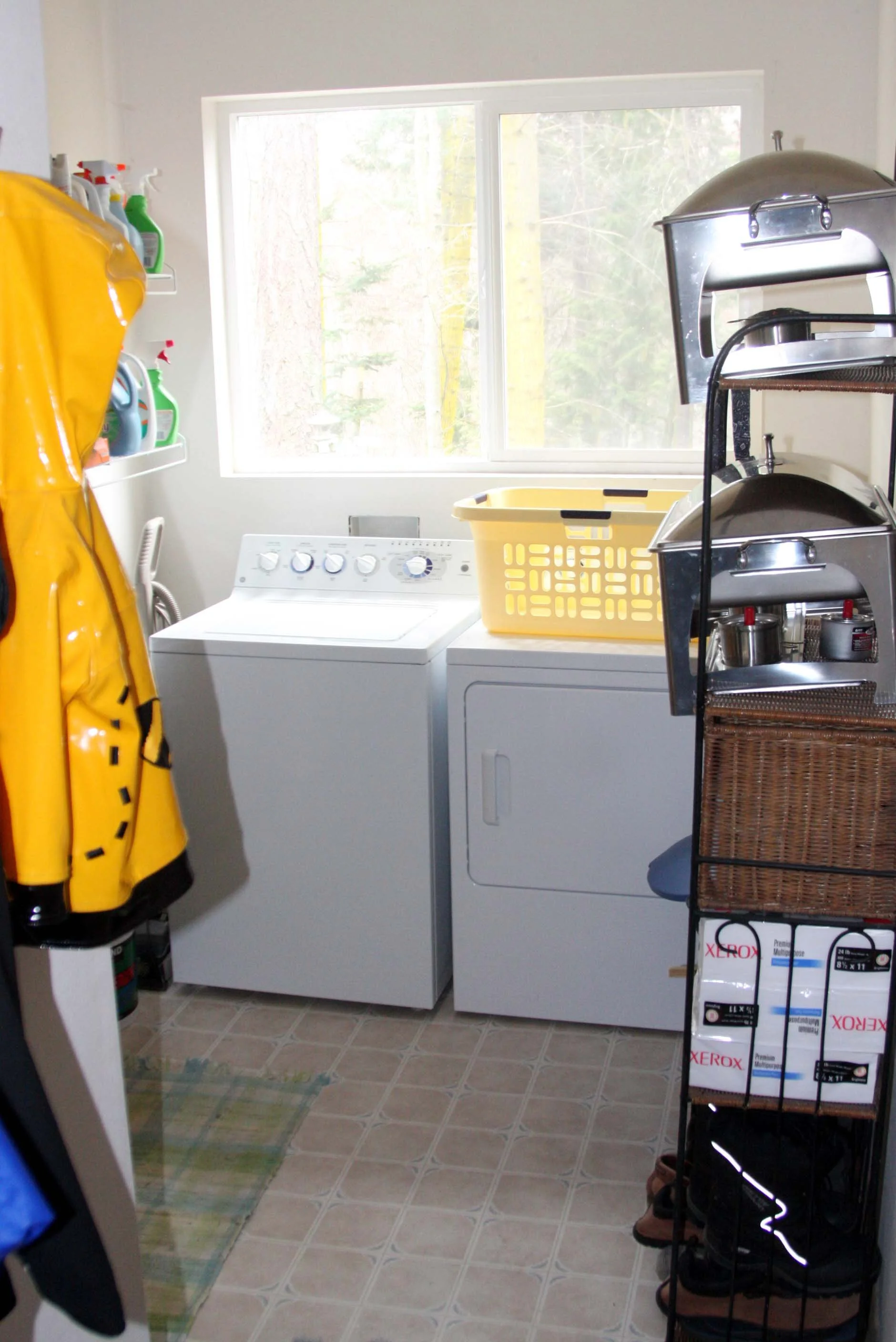 2009-4-24 - HOUSE - LAUNDRY ROOM - FIRST LEVEL.JPG