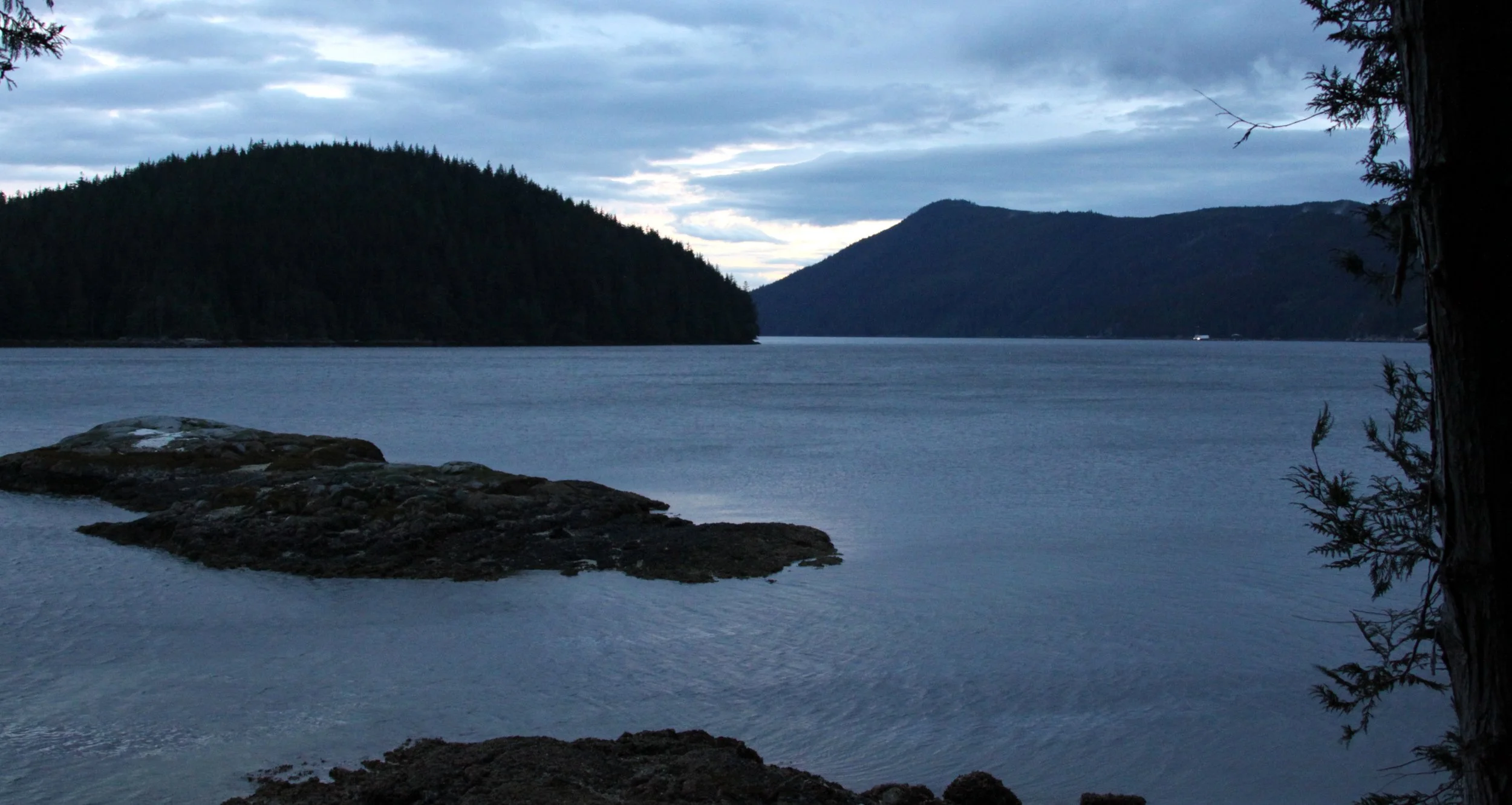 KNIGHT'S INLET BRITISH COLUMBIA - MINSTREL ISLAND BC (5).JPG