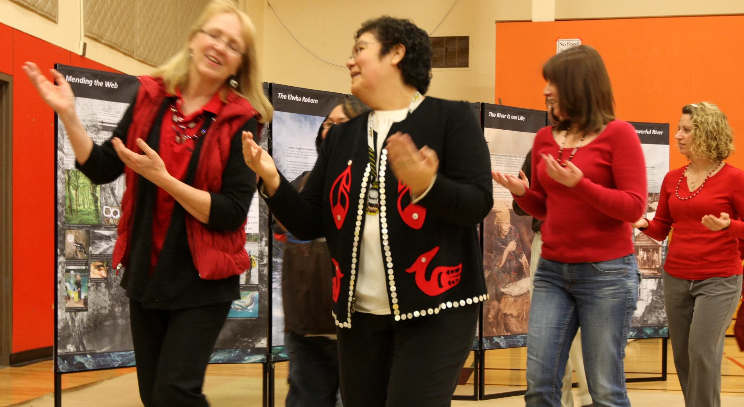 2010-3-11 LOWER ELHWA POTLATCH  (22).JPG