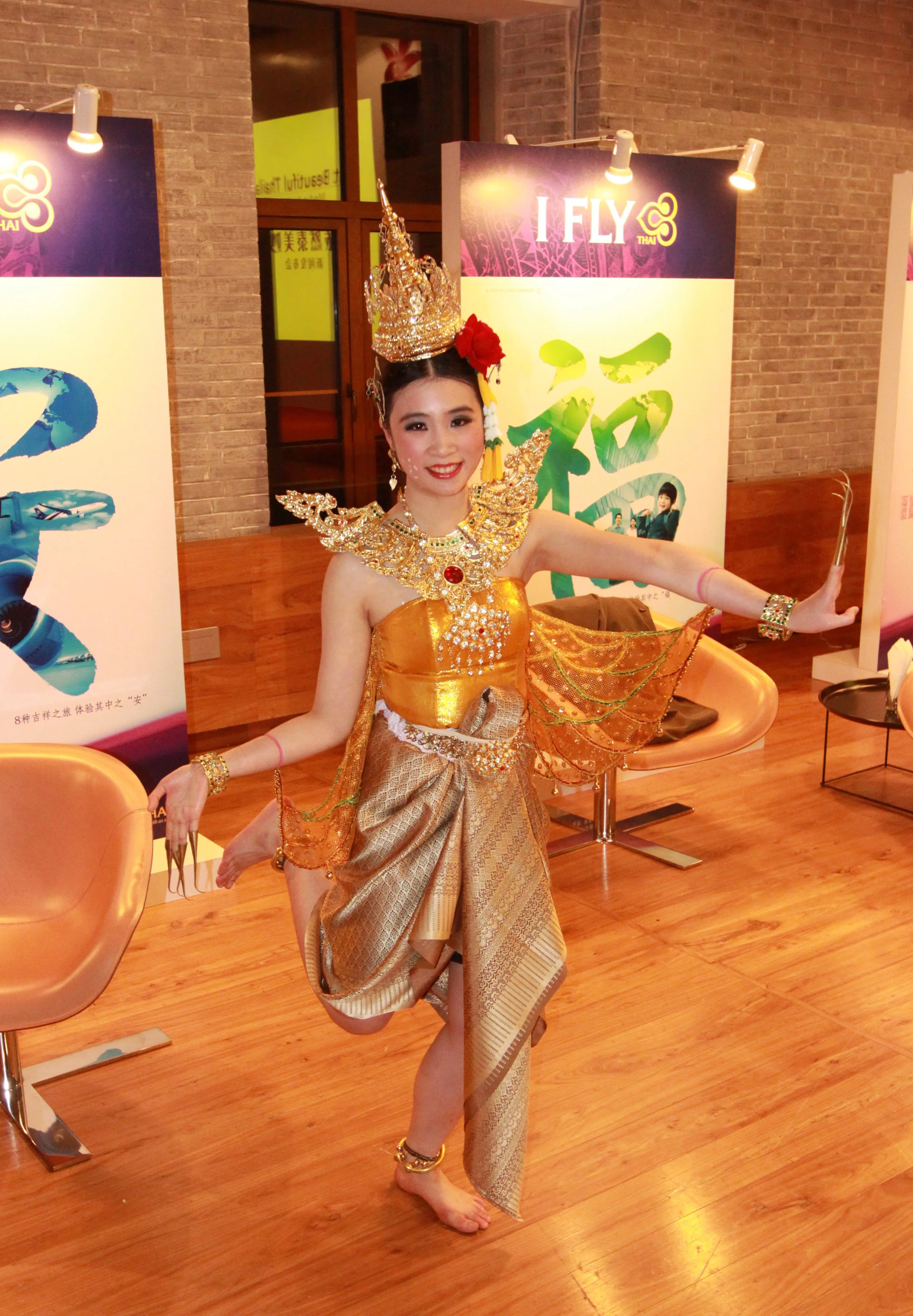 THAI CONSULATE DINNER AND BENEFIT (107).JPG