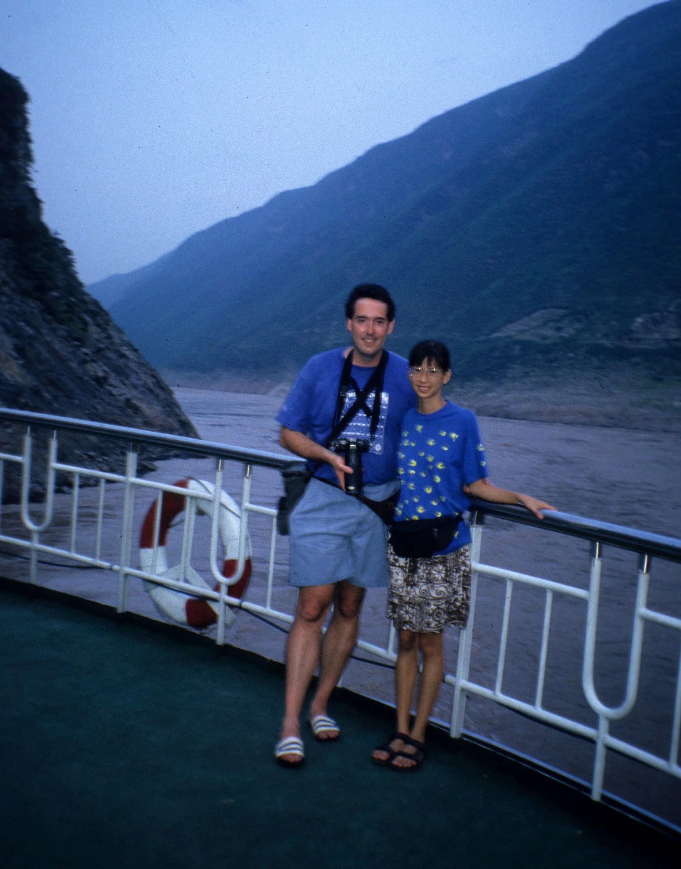 YANGTZE - THREE GORGES CRUISE SCENERY (22).jpg