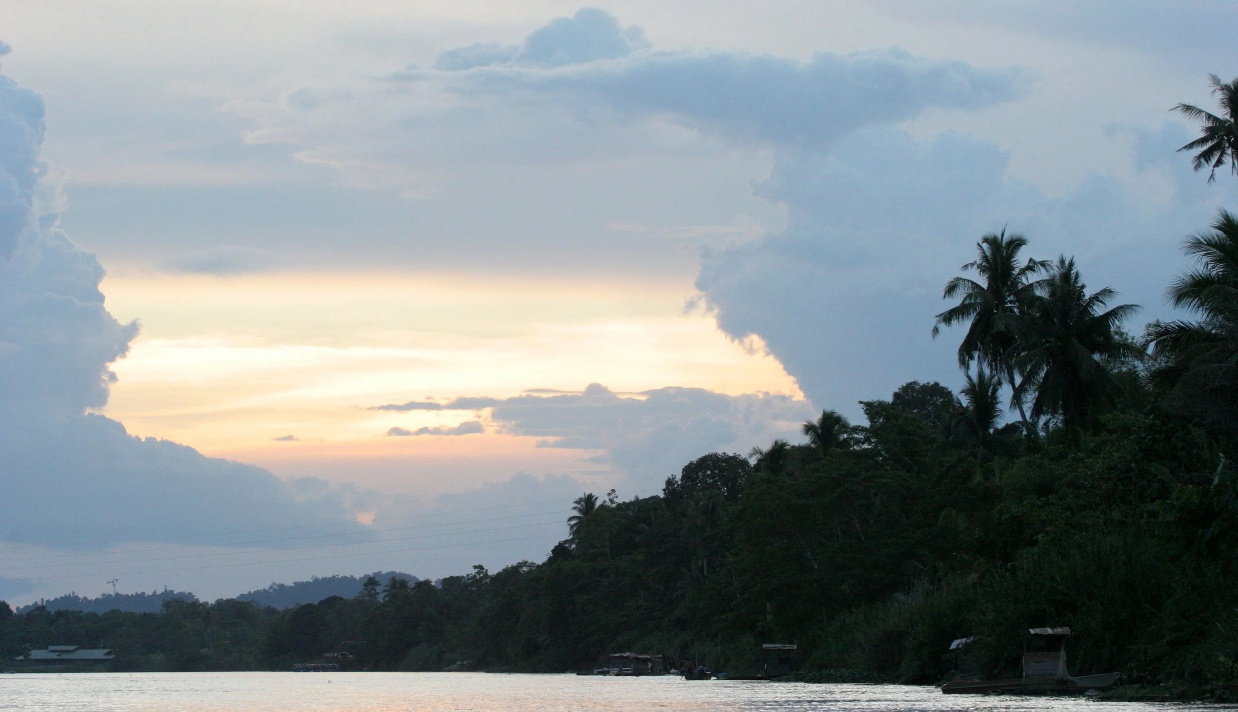KINABATANGAN RIVER BORNEO - SUNSET (2).JPG