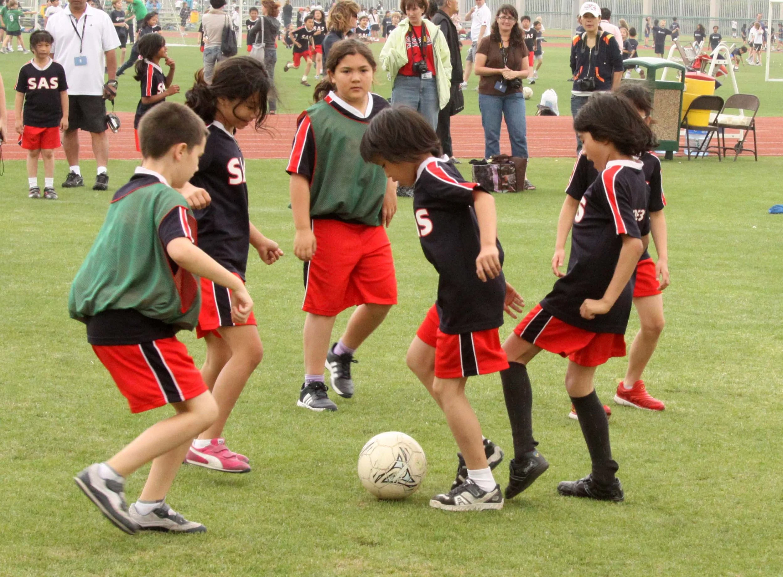 SAS THIRD GRADE SOCCER DAY (23).JPG
