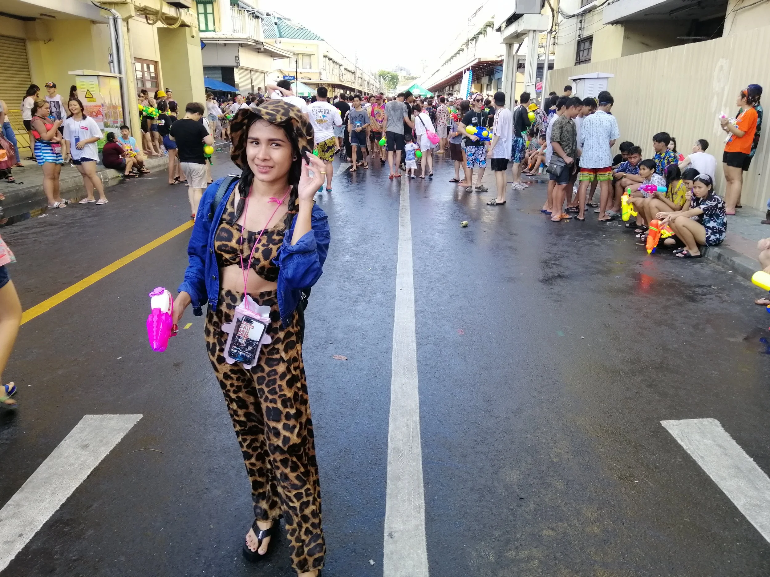 2019 Songkran in Bangkok - Khao San Road & Samut Prakan (62).jpg
