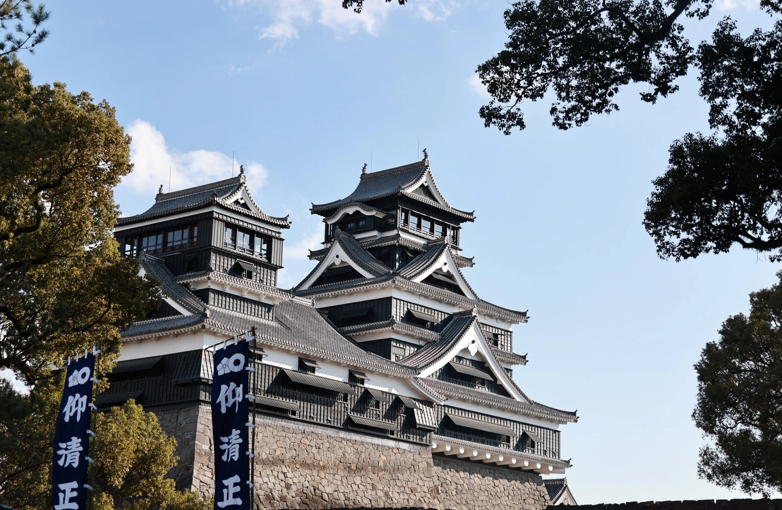 Kumamoto Castle - Kumamoto, Kyushu Japan (25).jpg