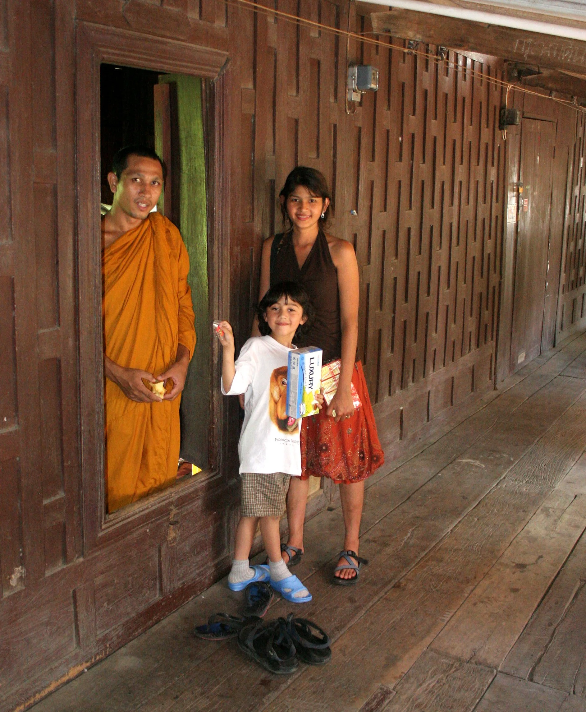 AYUDTHAYA - 2008 - VISITING UNCLE DANG (15).JPG