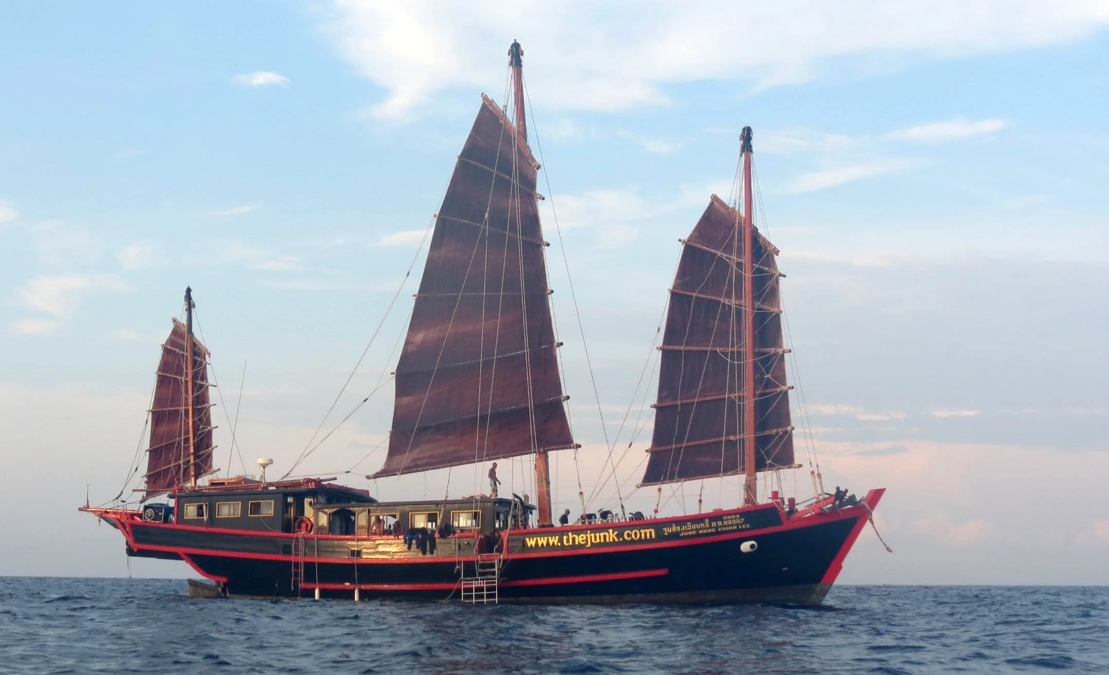 2014 Similans Trip with Family on The Junk (100).JPG