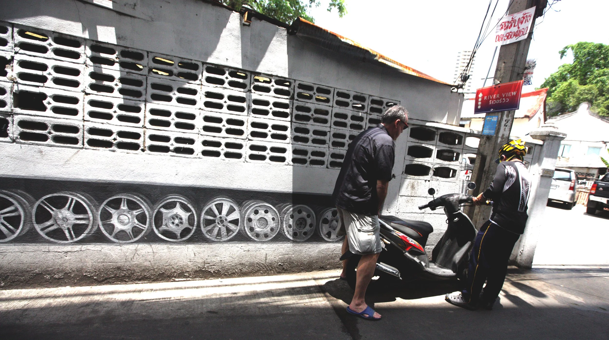 2017 Graffiti Tour in Bangkok (323).JPG