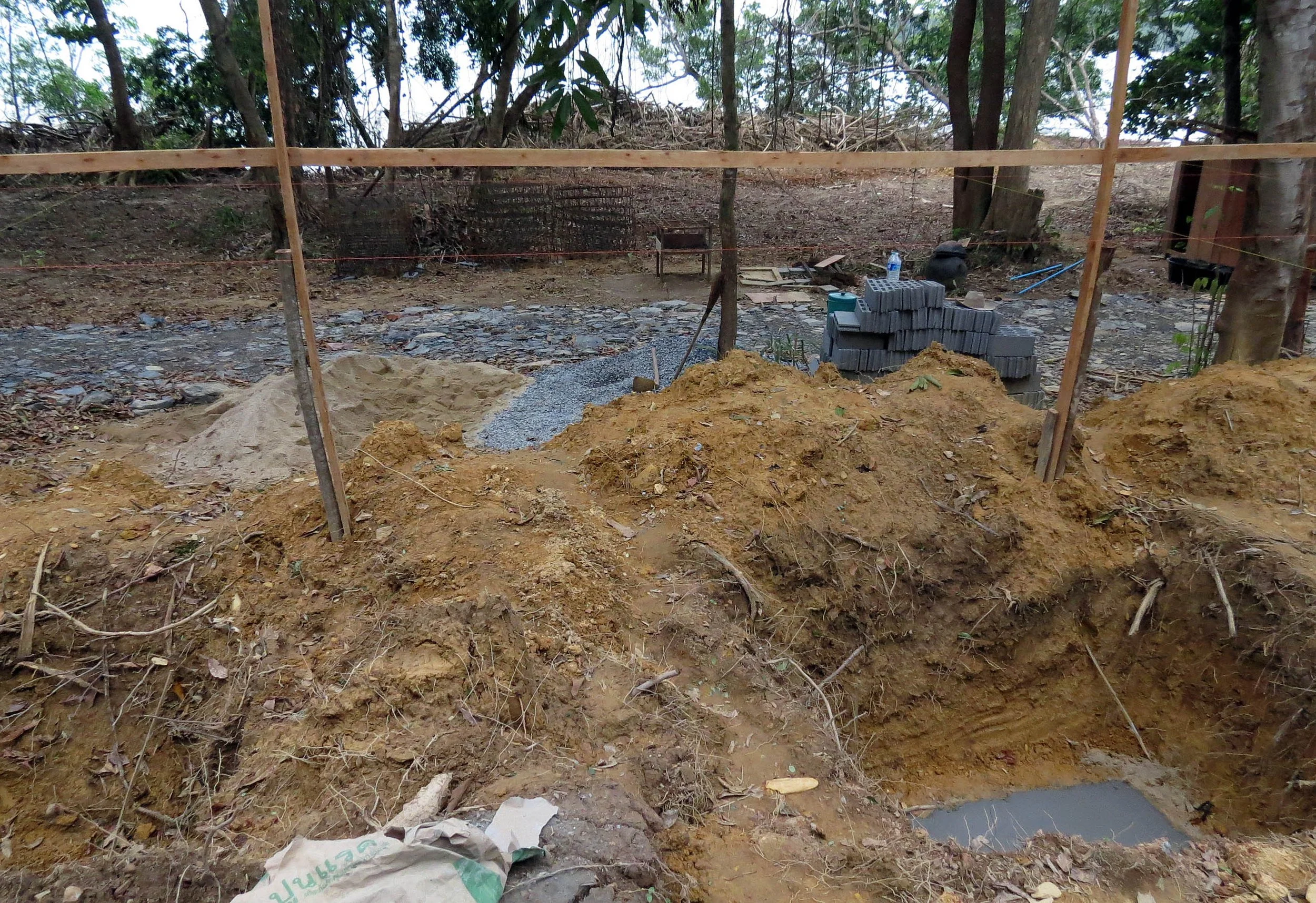 2014 Koh Lanta Build (130).JPG