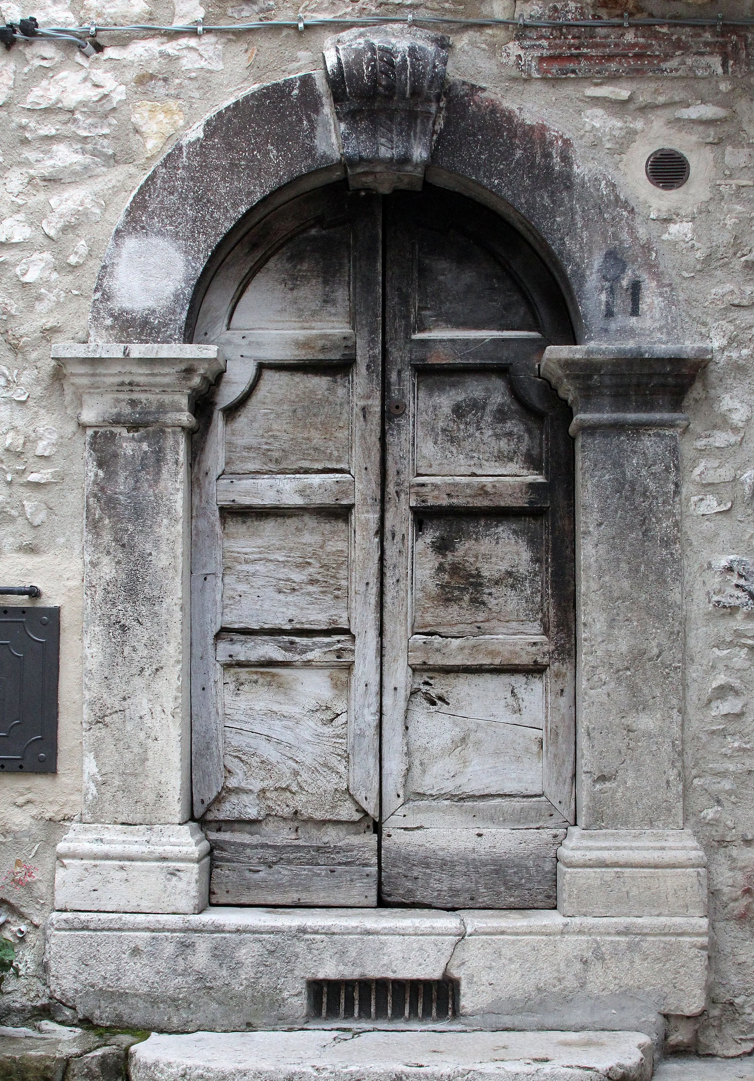 BARREA ITALY - ABRUZZO NATIONAL PARK ITALY (13).JPG