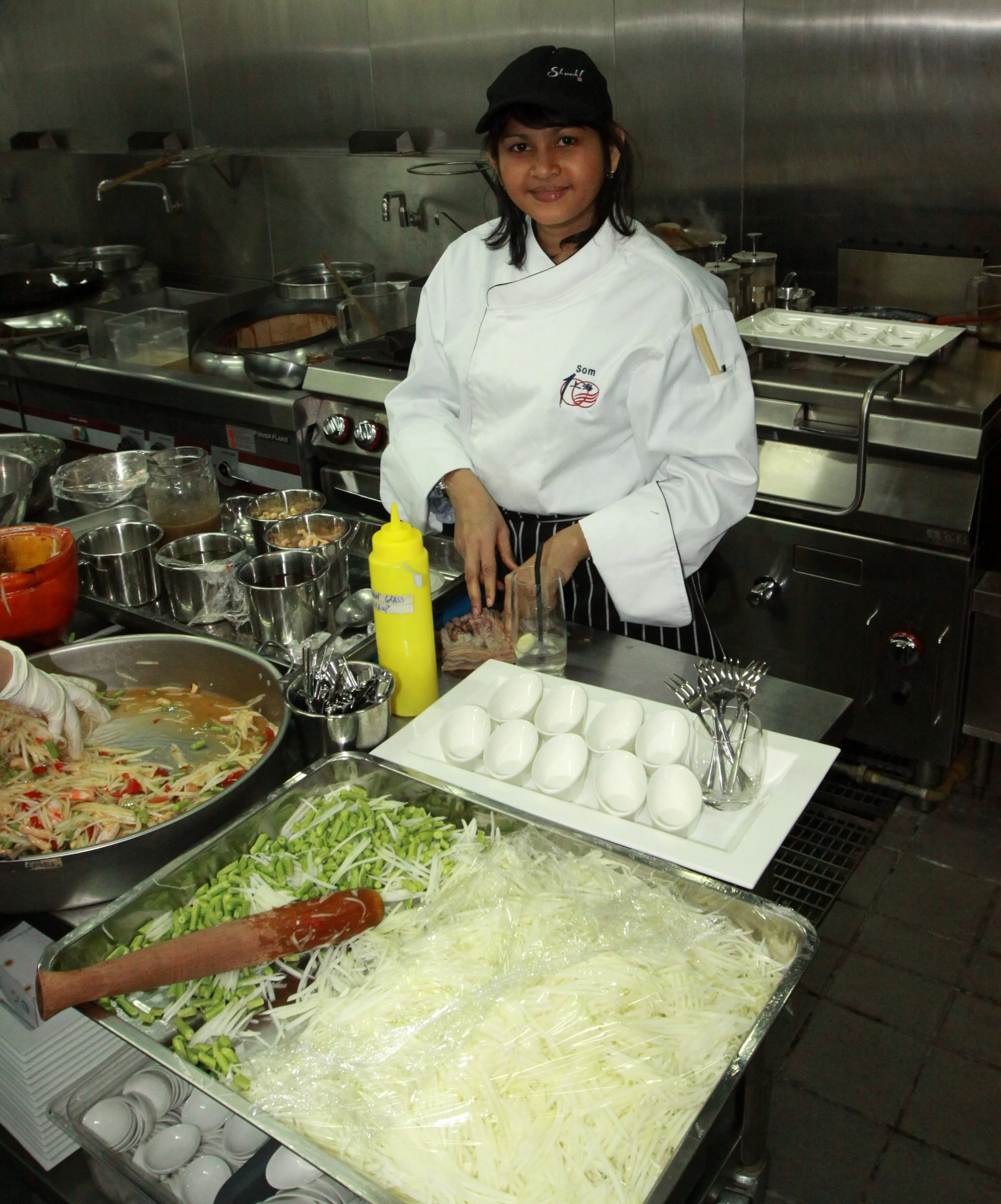 THAI CONSULATE DINNER AND BENEFIT (98).JPG