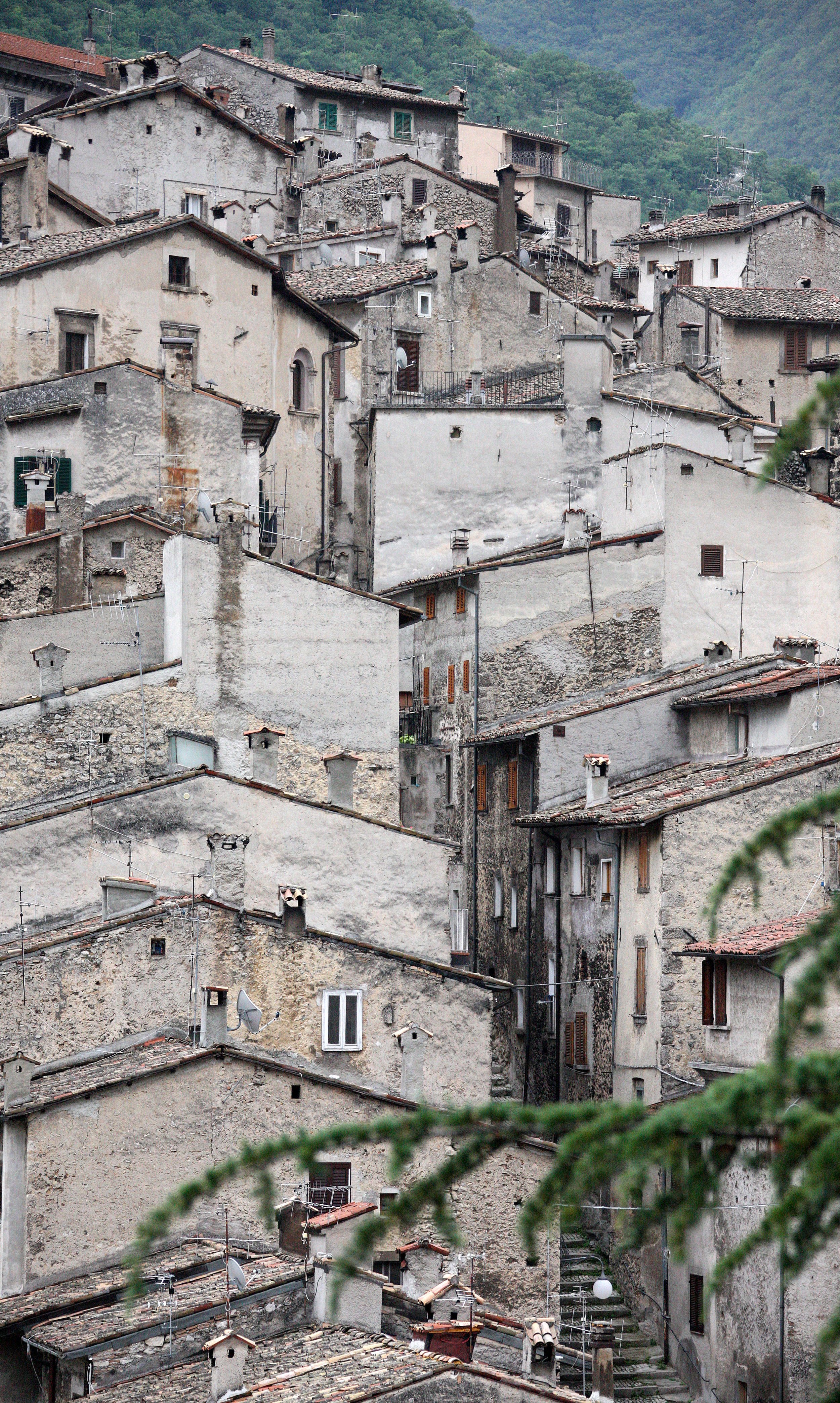 SCANNO ITALY - SUMMER 2013 (2).JPG