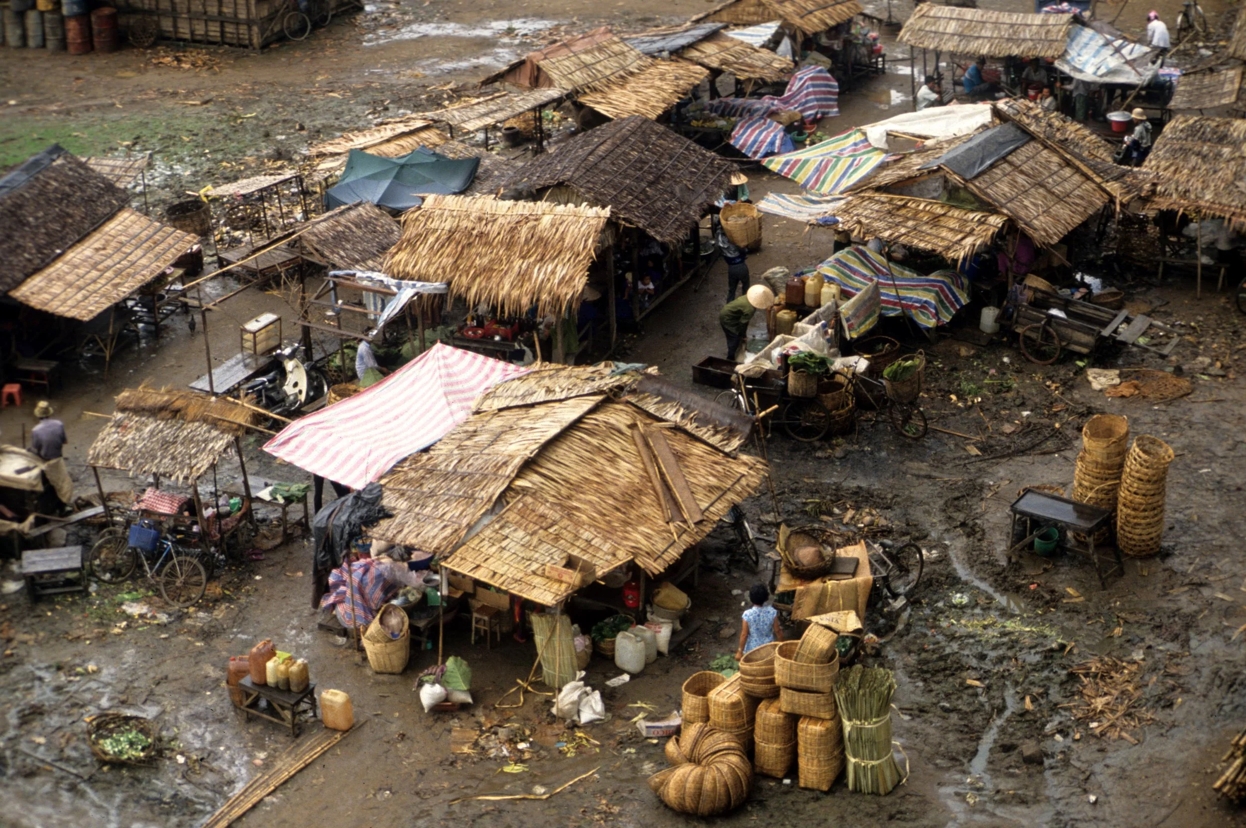 CAT TIEN FLOATING MARKET (2).jpg
