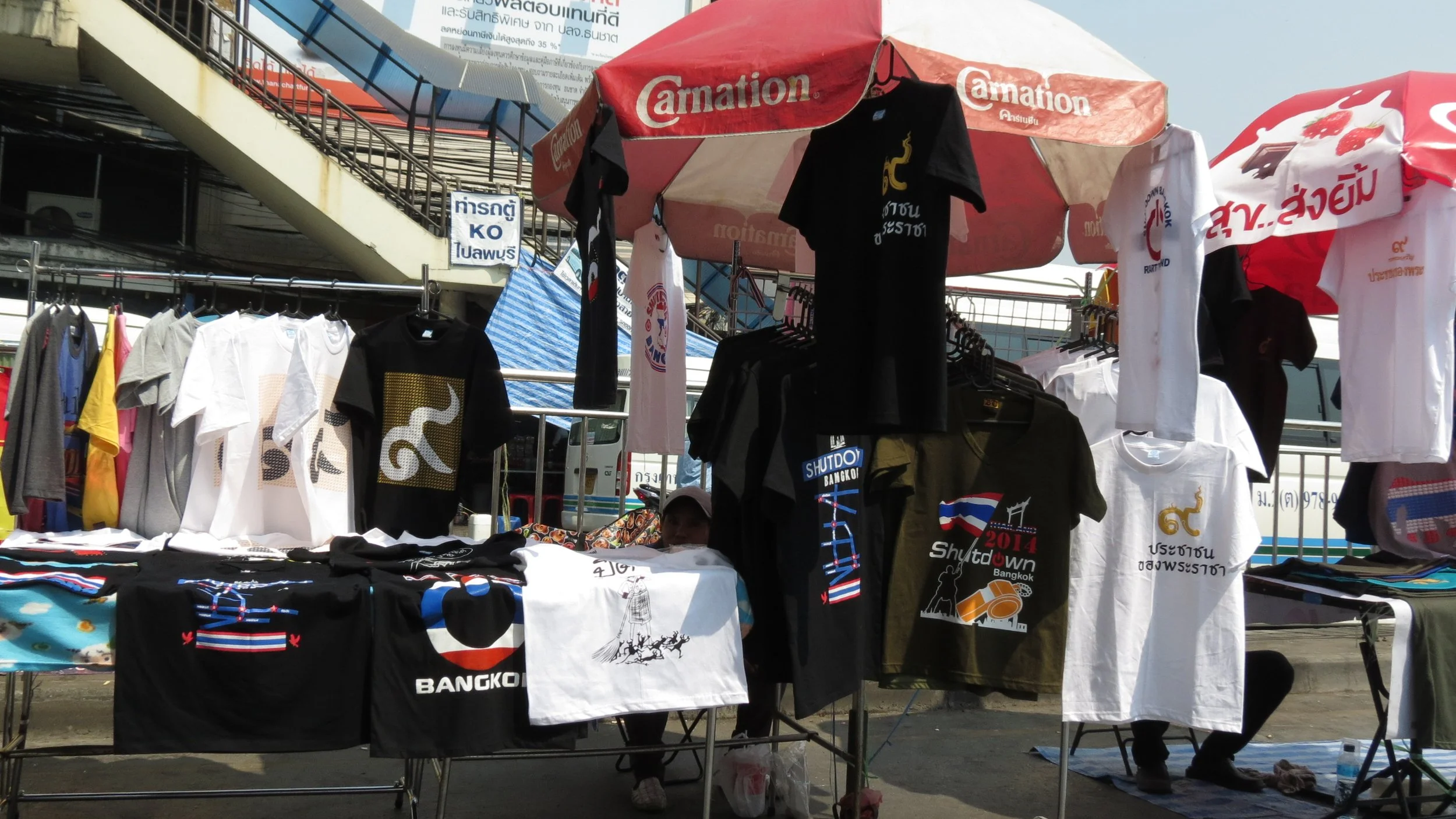 2014 Shutdown Bangkok Protests (9).JPG