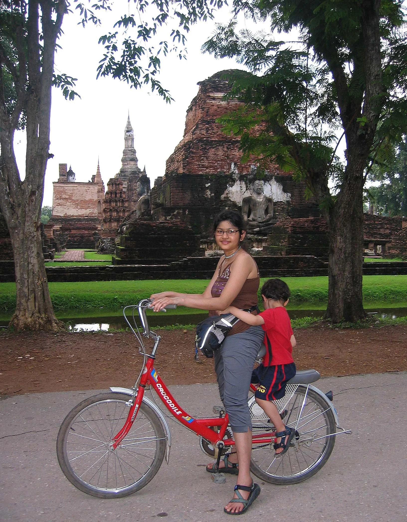 SUKHOTHAI - 2006 (56).jpg