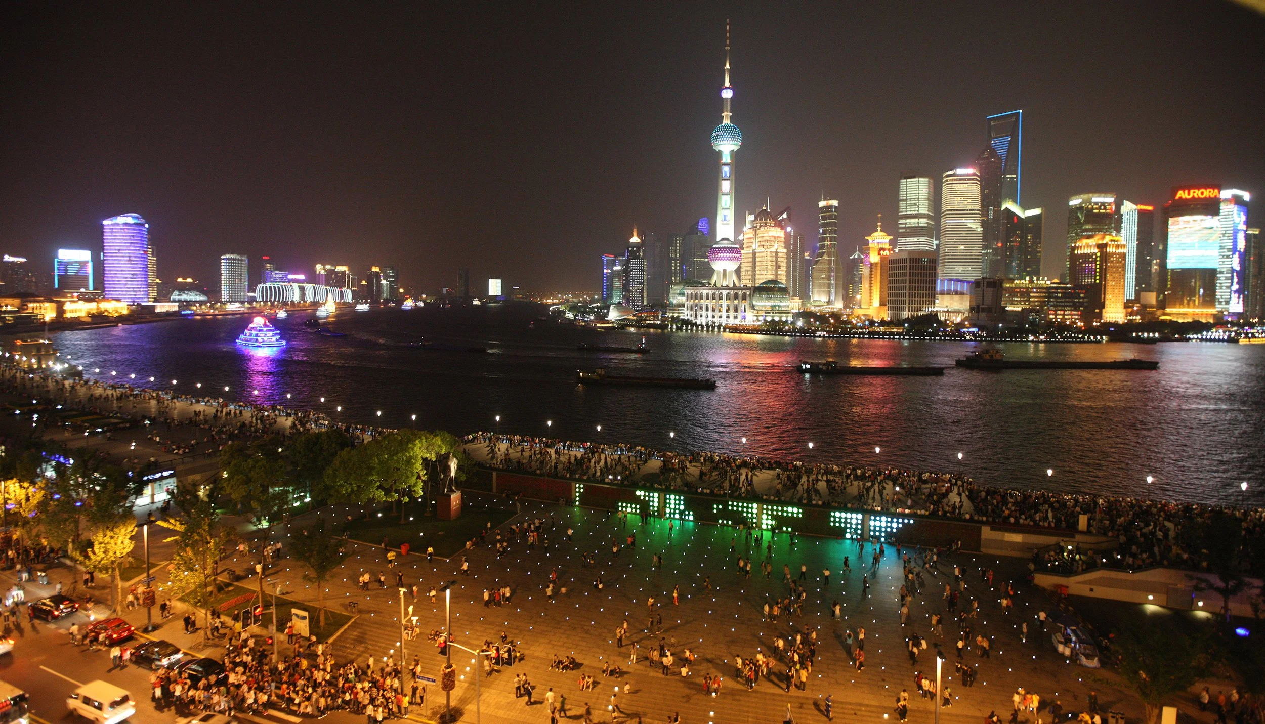 2011-4-29 NIGHT AT SHOOK AT 19 BUND SHANGHAI (230).JPG