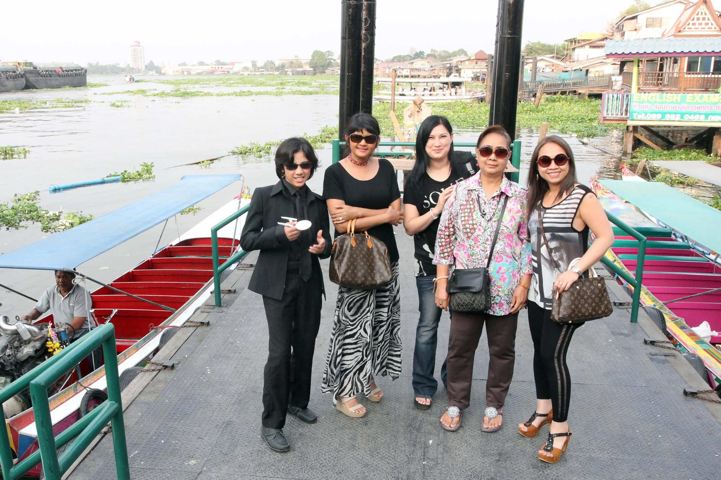 2019 Ann & Noi Visit Bangkok (24).JPG