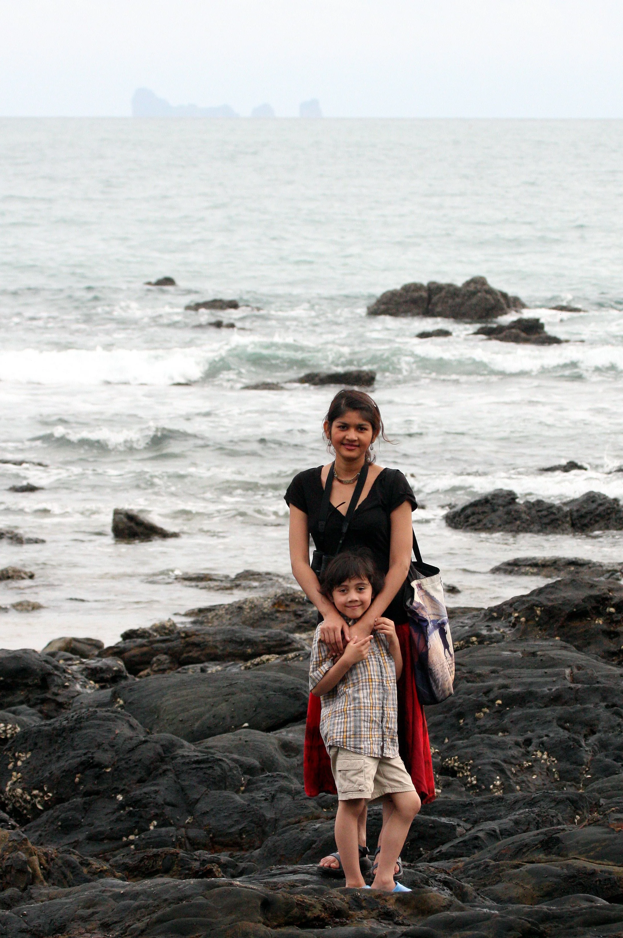 KOH LANTA - 2008 - HANGING ON THE ISLANDS (20).JPG