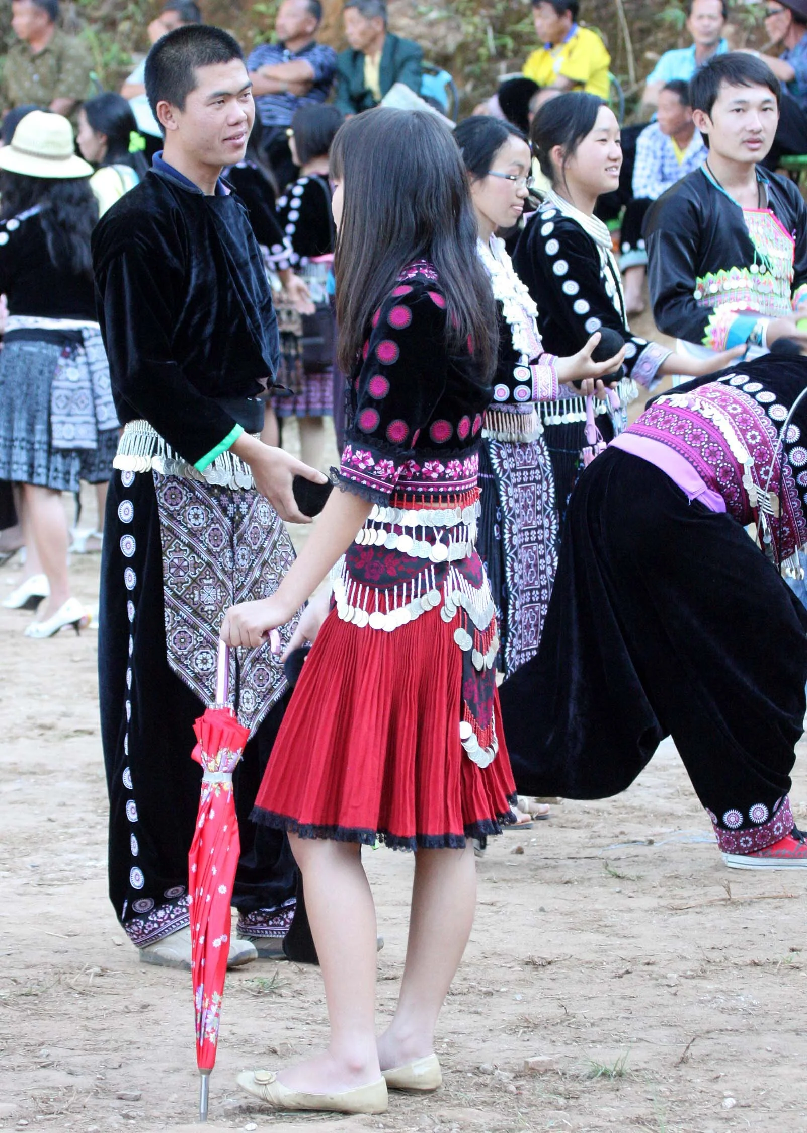 HILLTRIBE - HMONG - NEW YEARS EVE DAY CELEBRATIONS - CHRISTMAS IN THAILAND TRIP 2009 (34).JPG