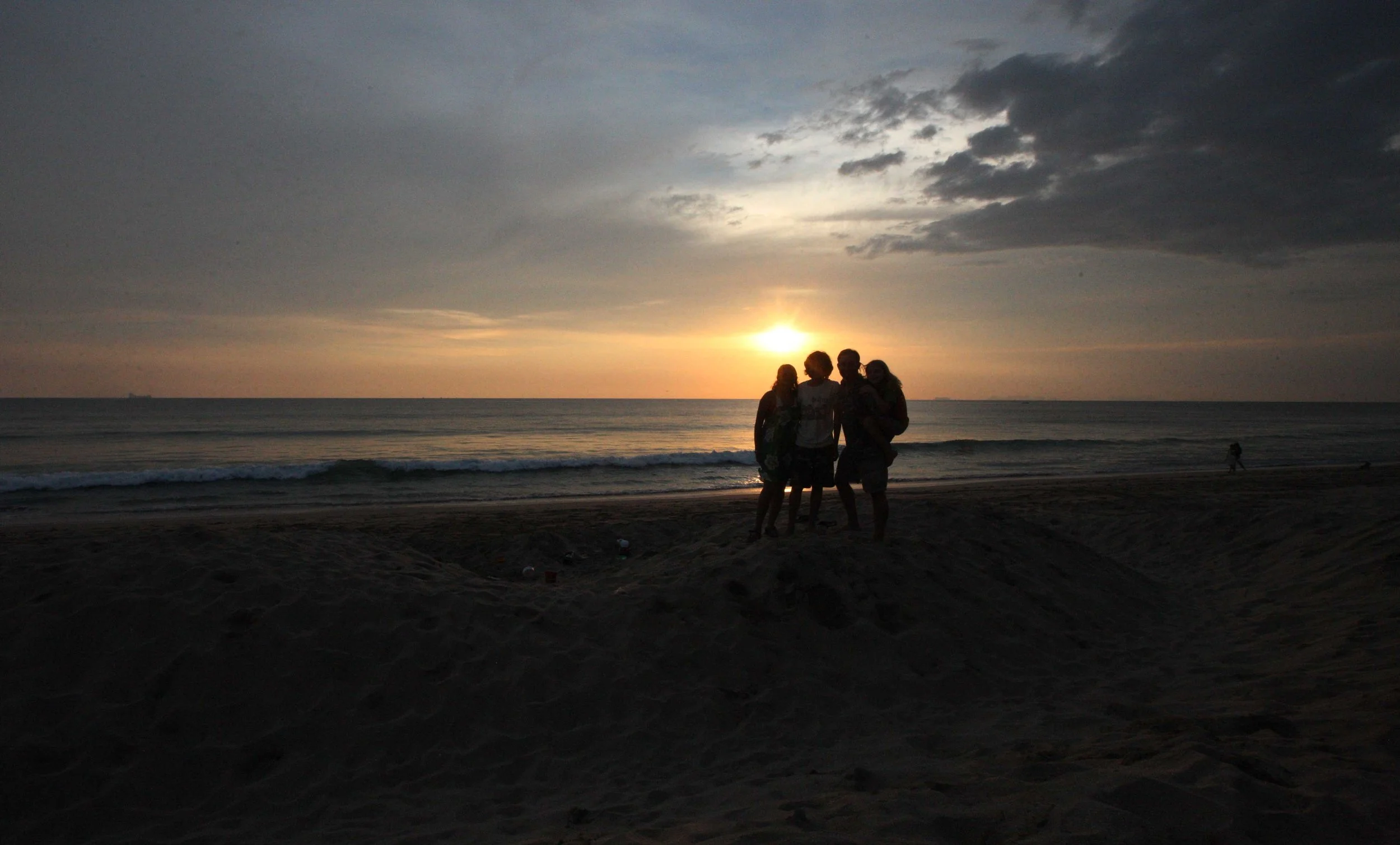2015 Koh Lanta Songkran with friends from ISB (151).JPG