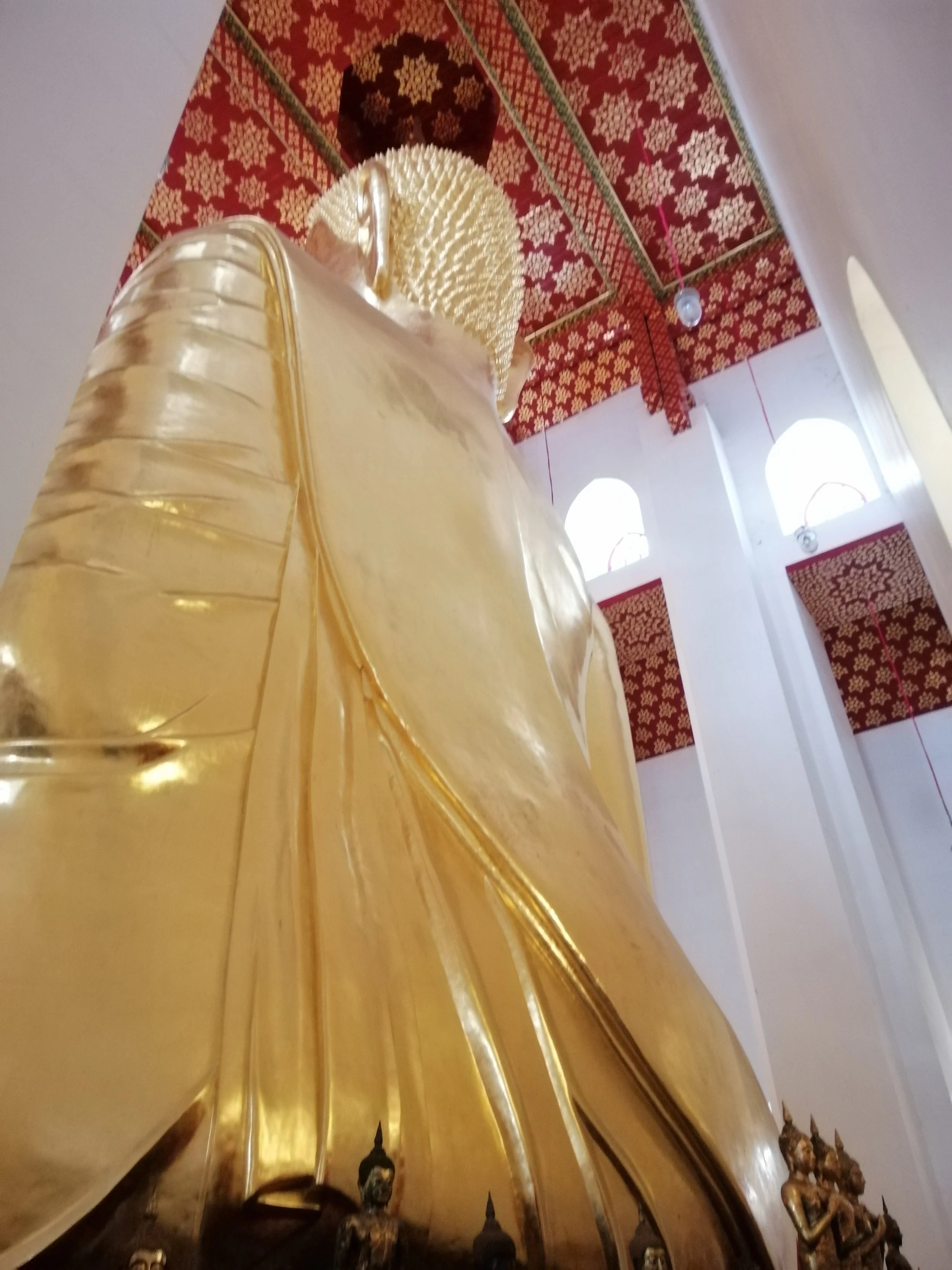 2020 Ang Thong - White Temple with Giant Golden Buddha with Cokie (7).jpg